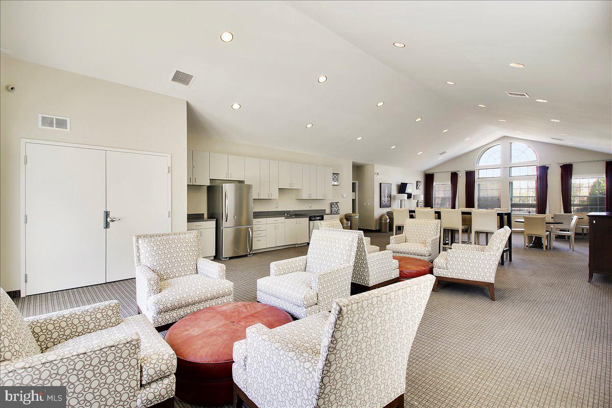 BUCKINGHAM STATION - Residential