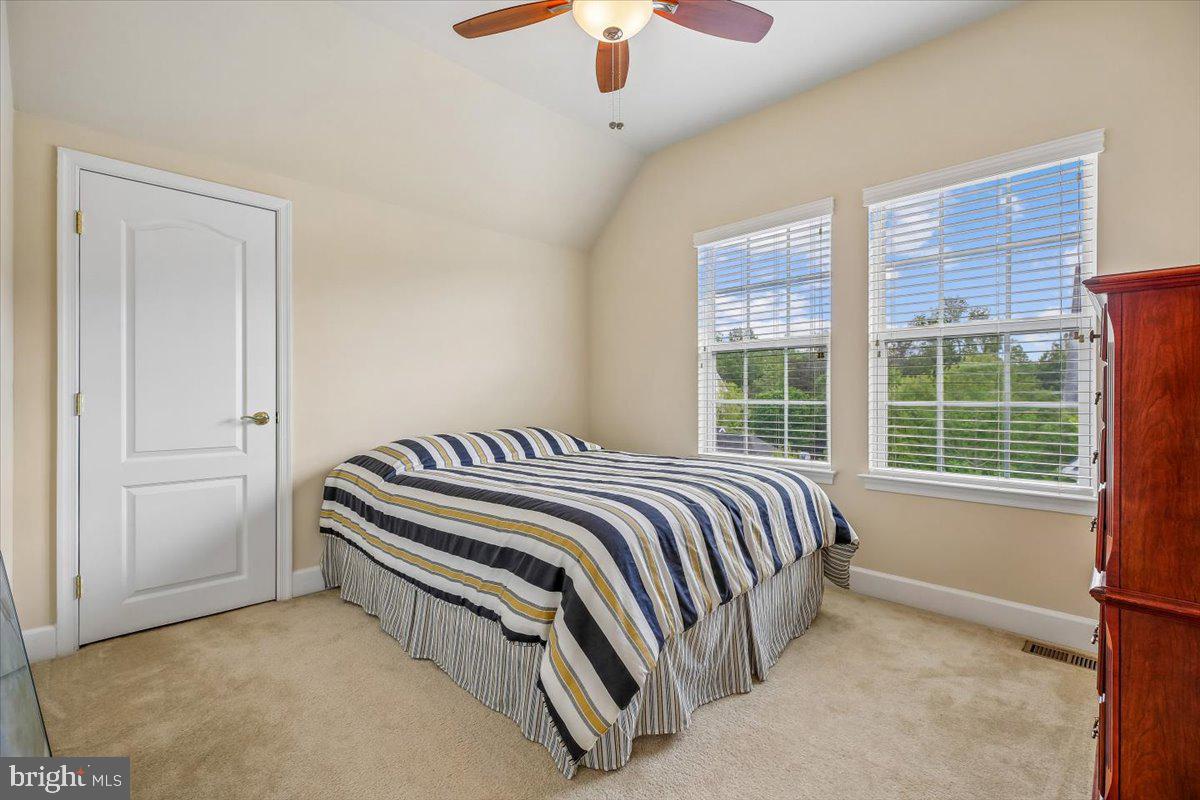BUCKINGHAM STATION - Residential
