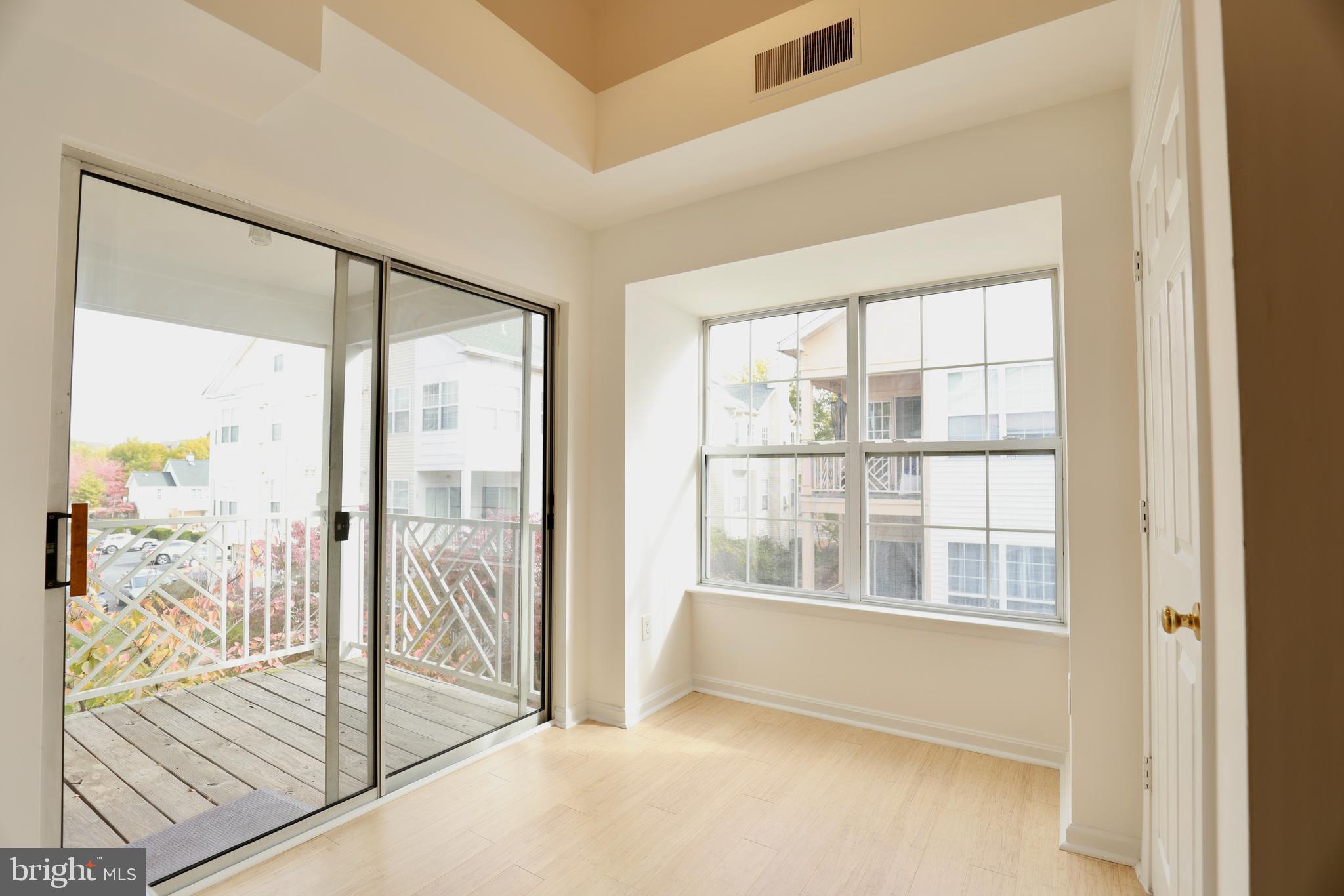 FOUNDERS WALK - Residential Lease