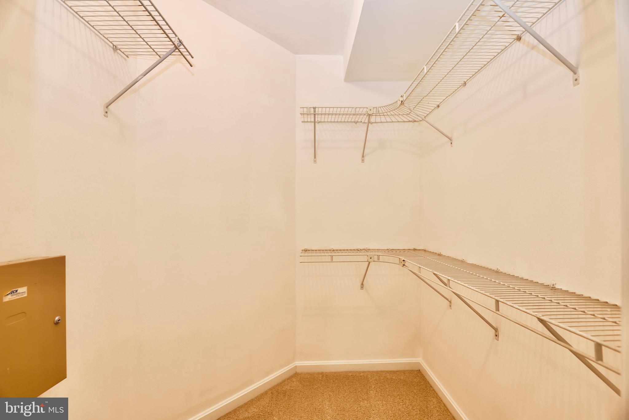 FOUNDERS WALK - Residential Lease