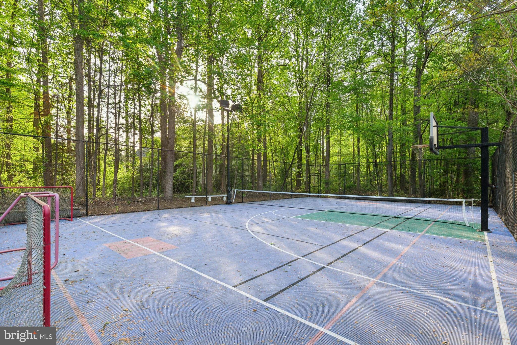 6403 BURKE WOODS DRIVE