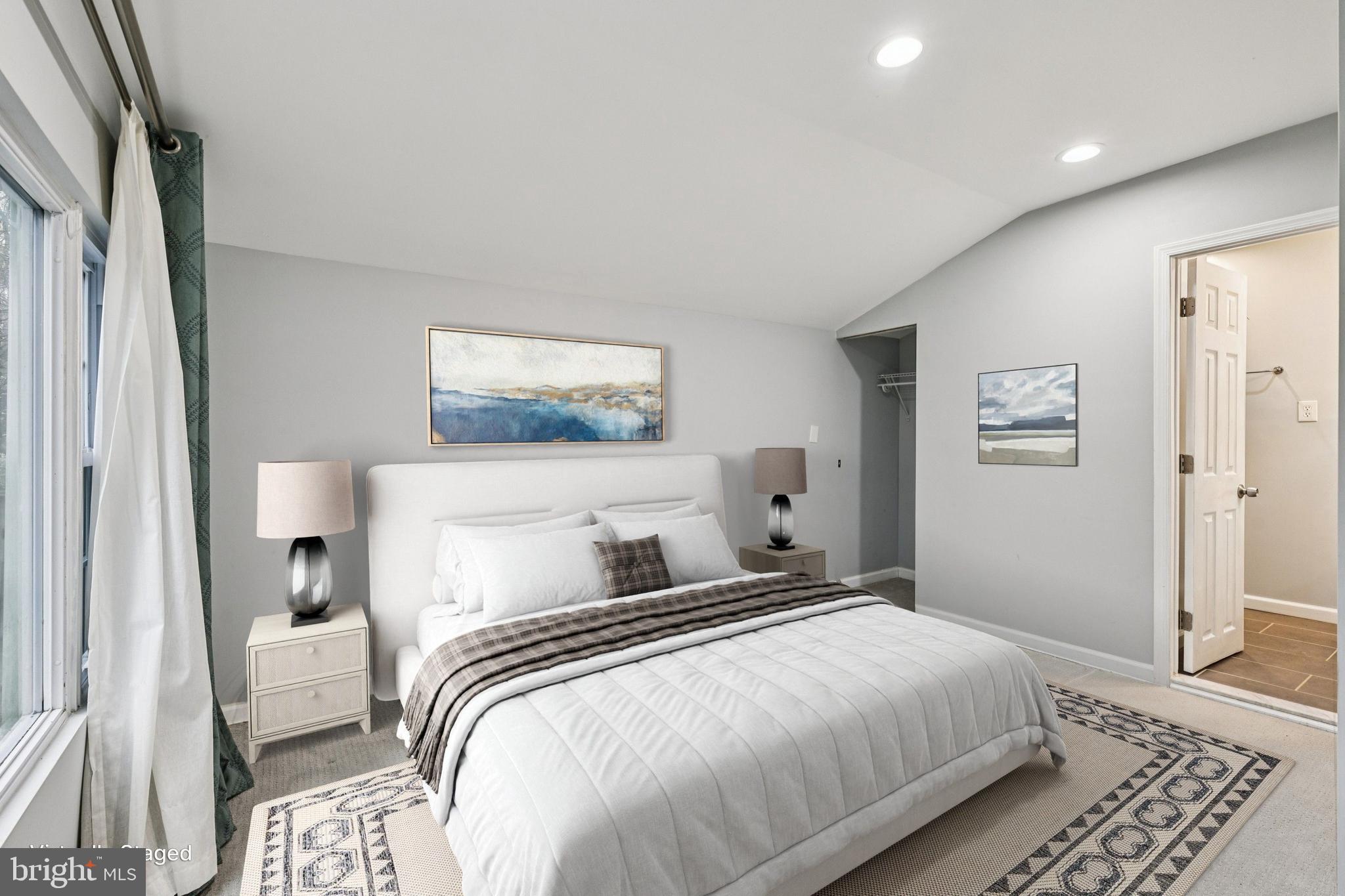 NORTH HILLS - Residential