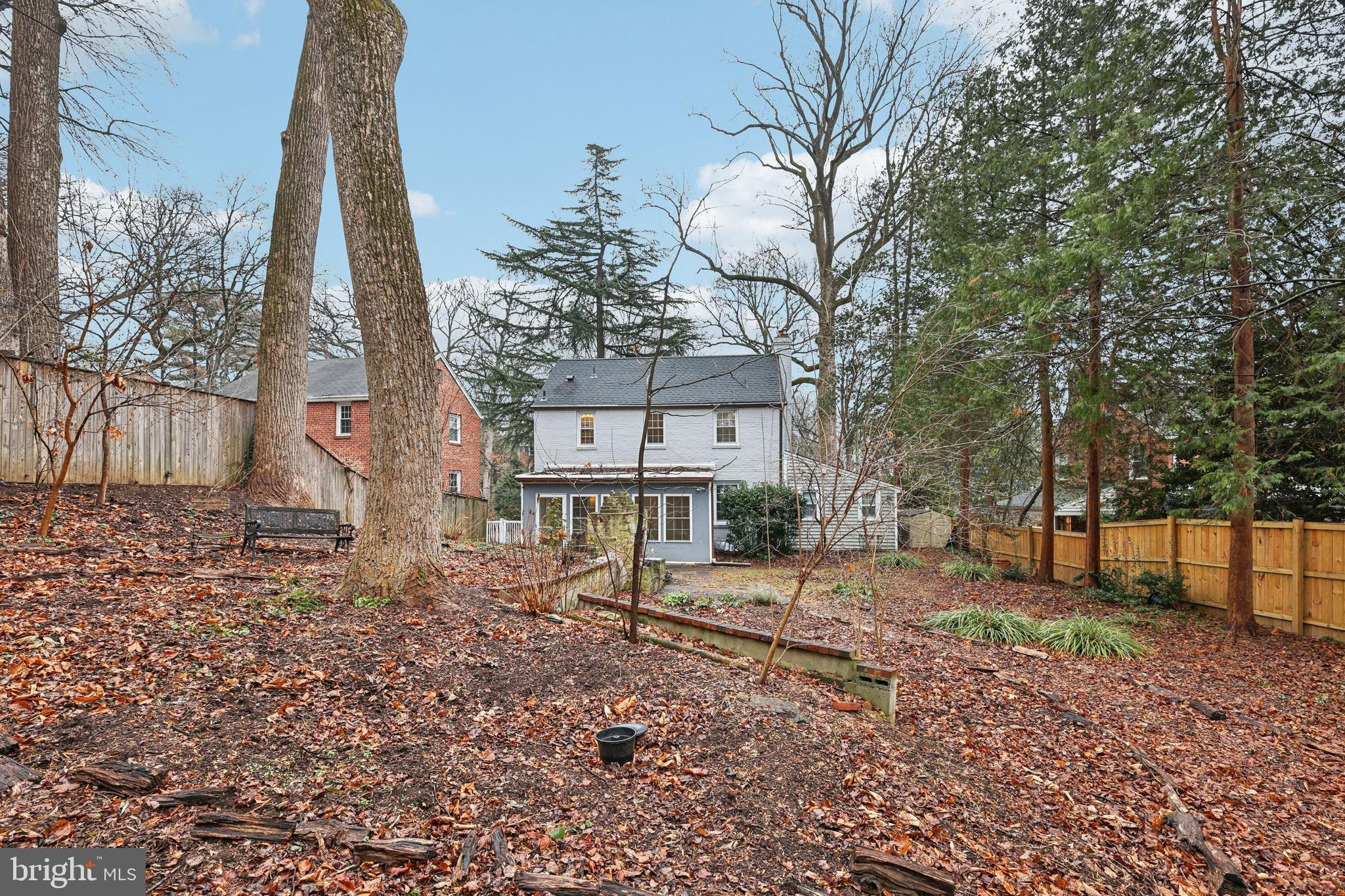 NORTH HILLS - Residential