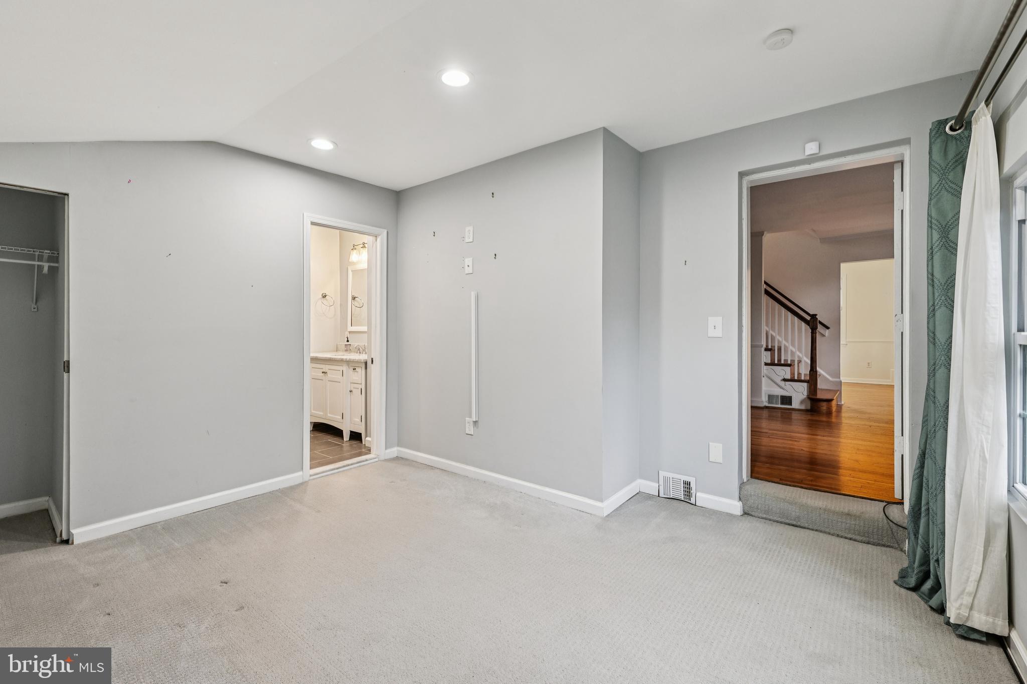 NORTH HILLS - Residential