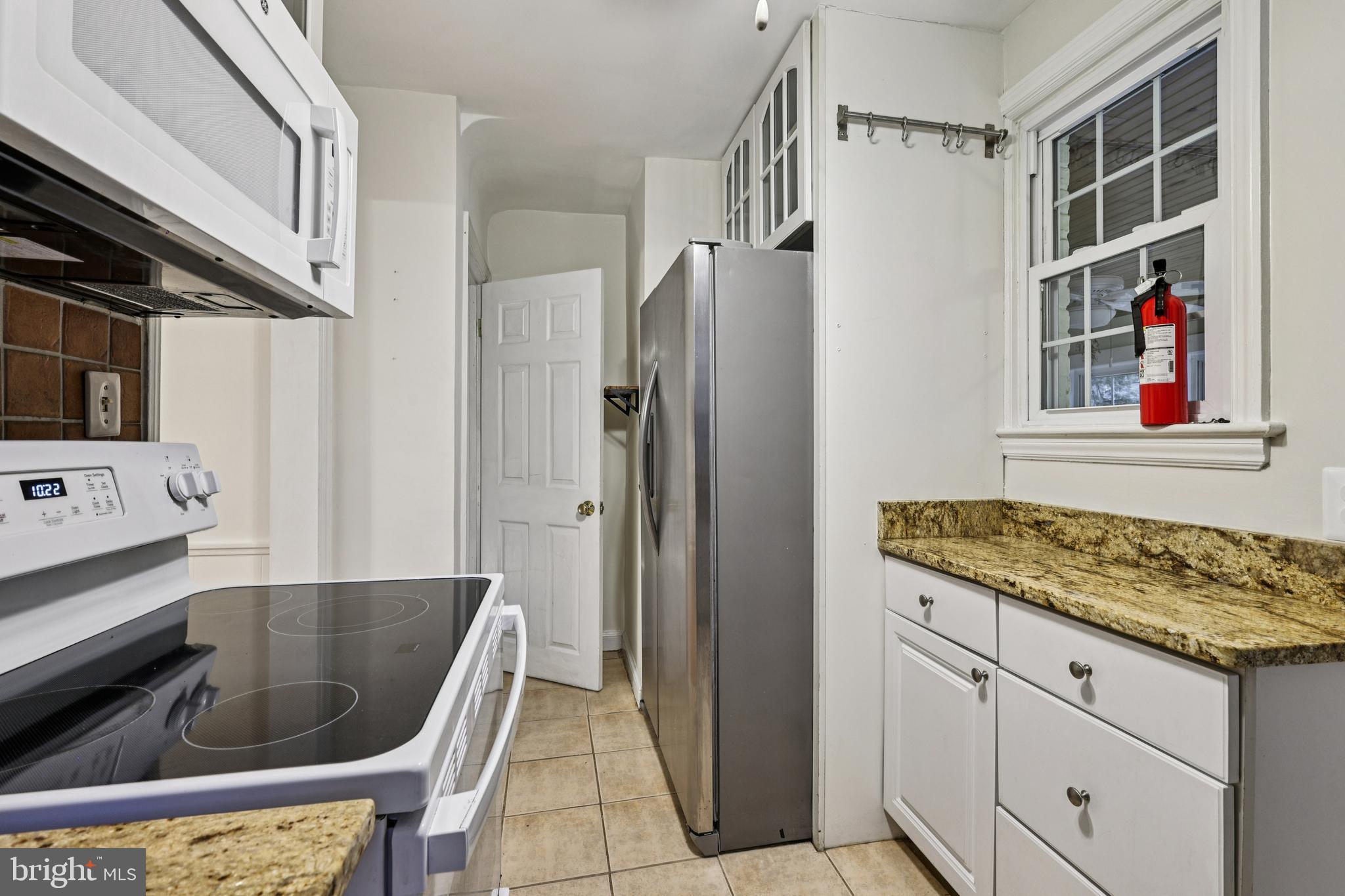 NORTH HILLS - Residential