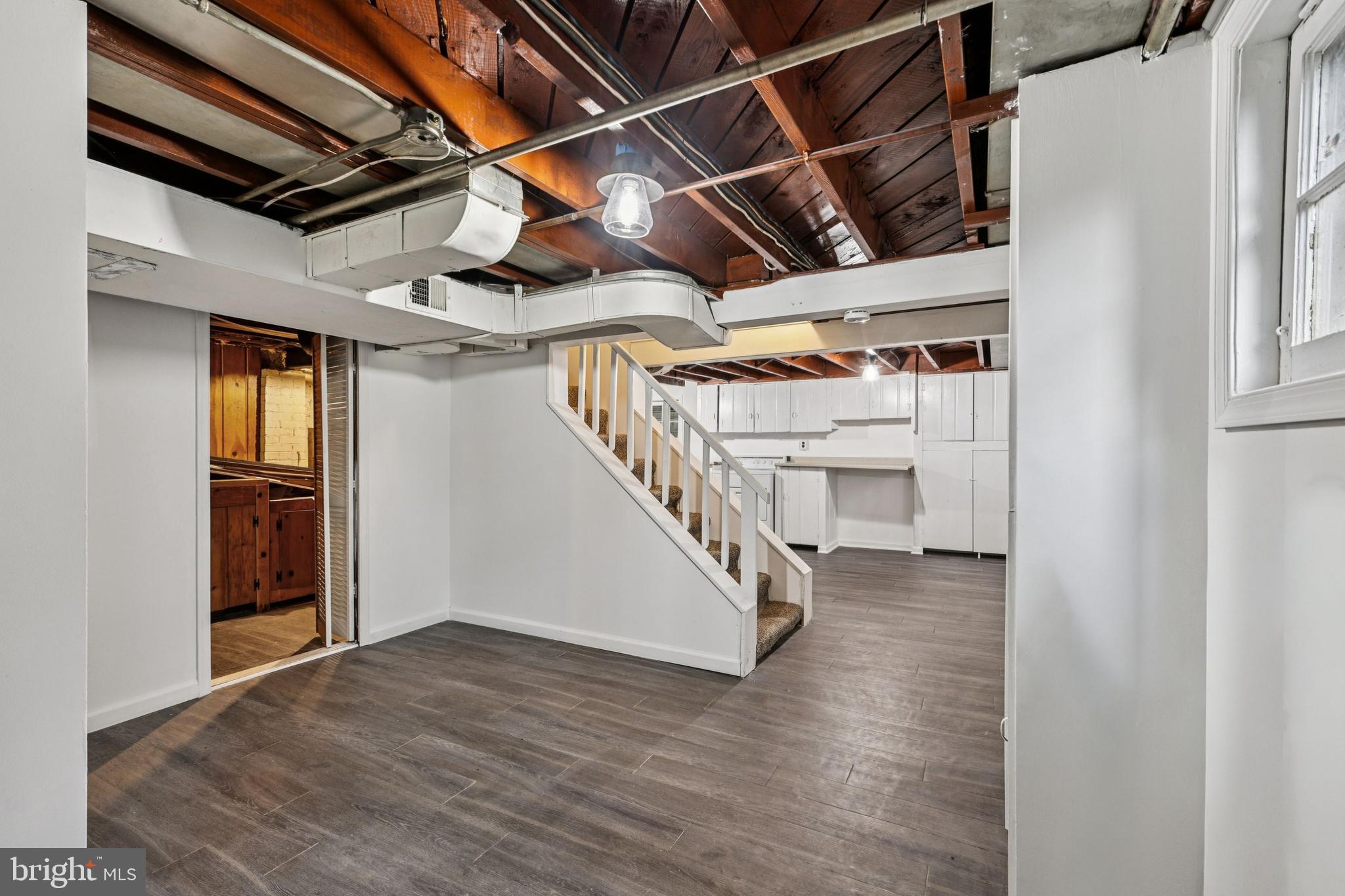 NORTH HILLS - Residential