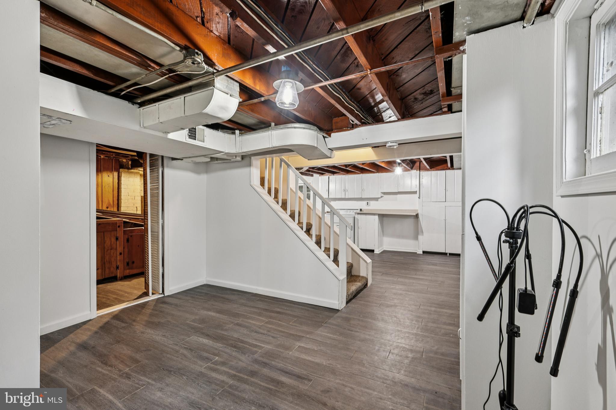 NORTH HILLS - Residential