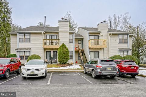 Condo For Sale - 452 Durham Court<br/> Gloucester County, WEST DEPTFORD, NJ 08051