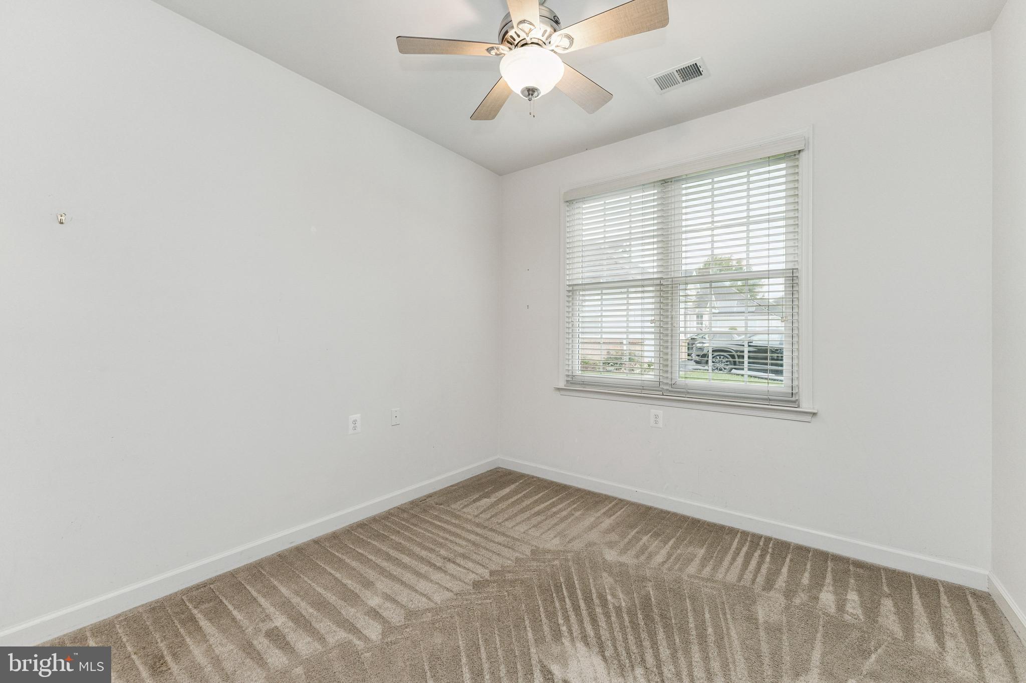 CAMERON GROVE - Residential