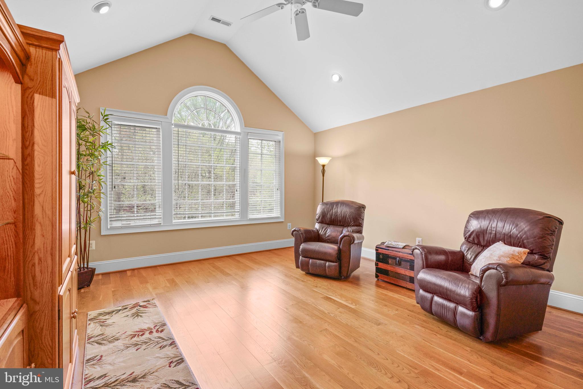 LYONS CREEK OVERLOOK - Residential