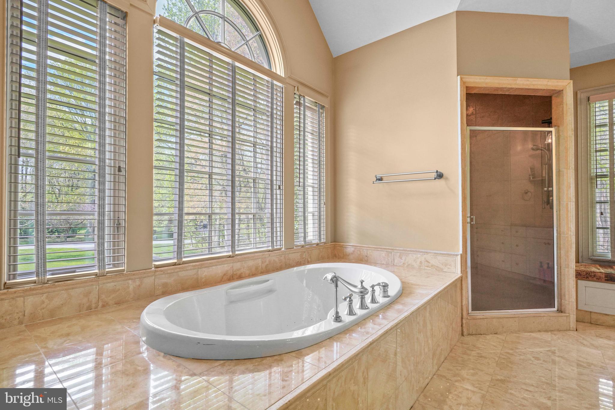 LYONS CREEK OVERLOOK - Residential