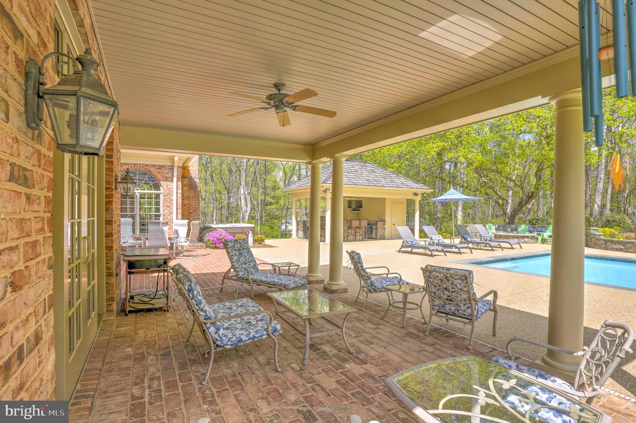 LYONS CREEK OVERLOOK - Residential