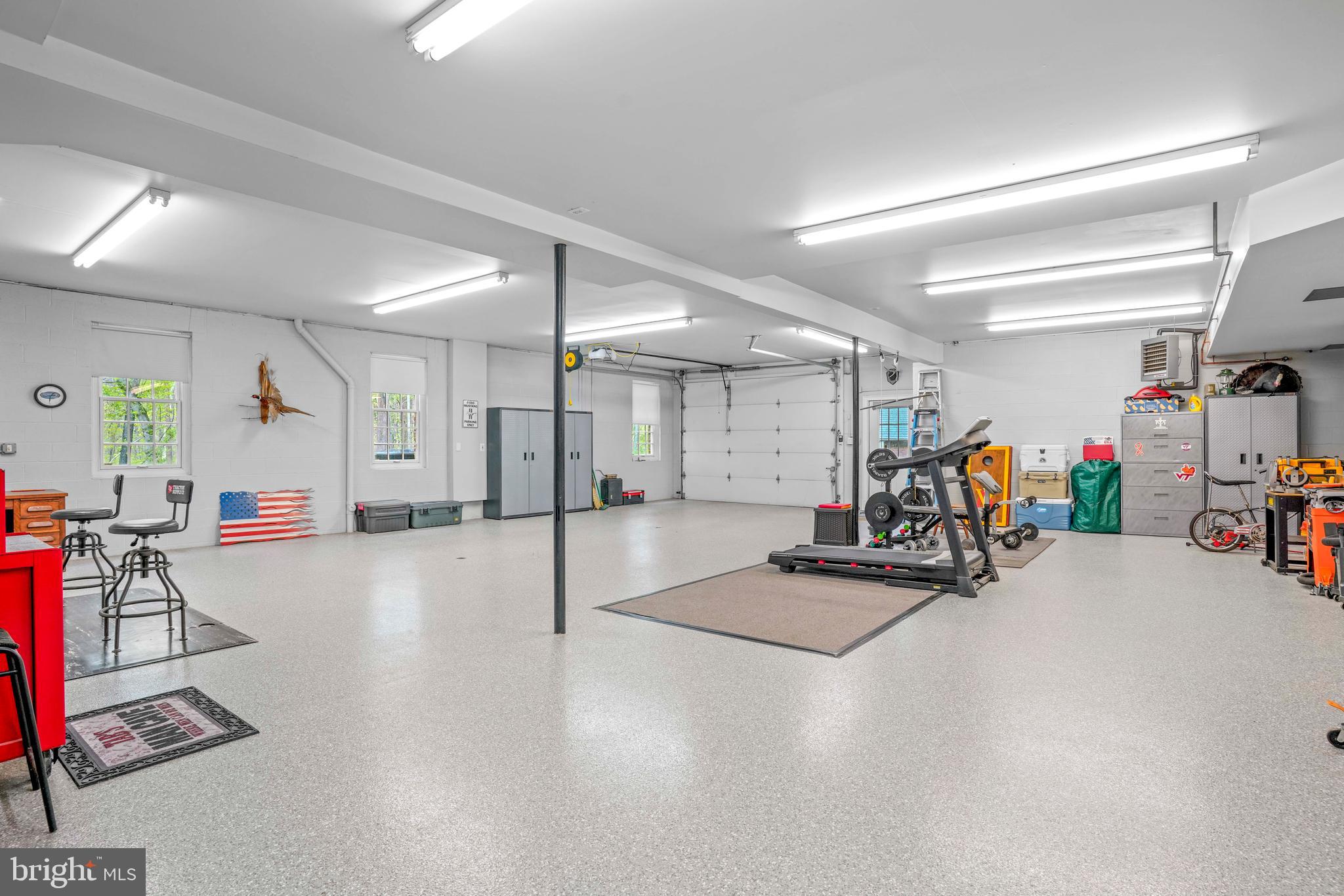 LYONS CREEK OVERLOOK - Residential