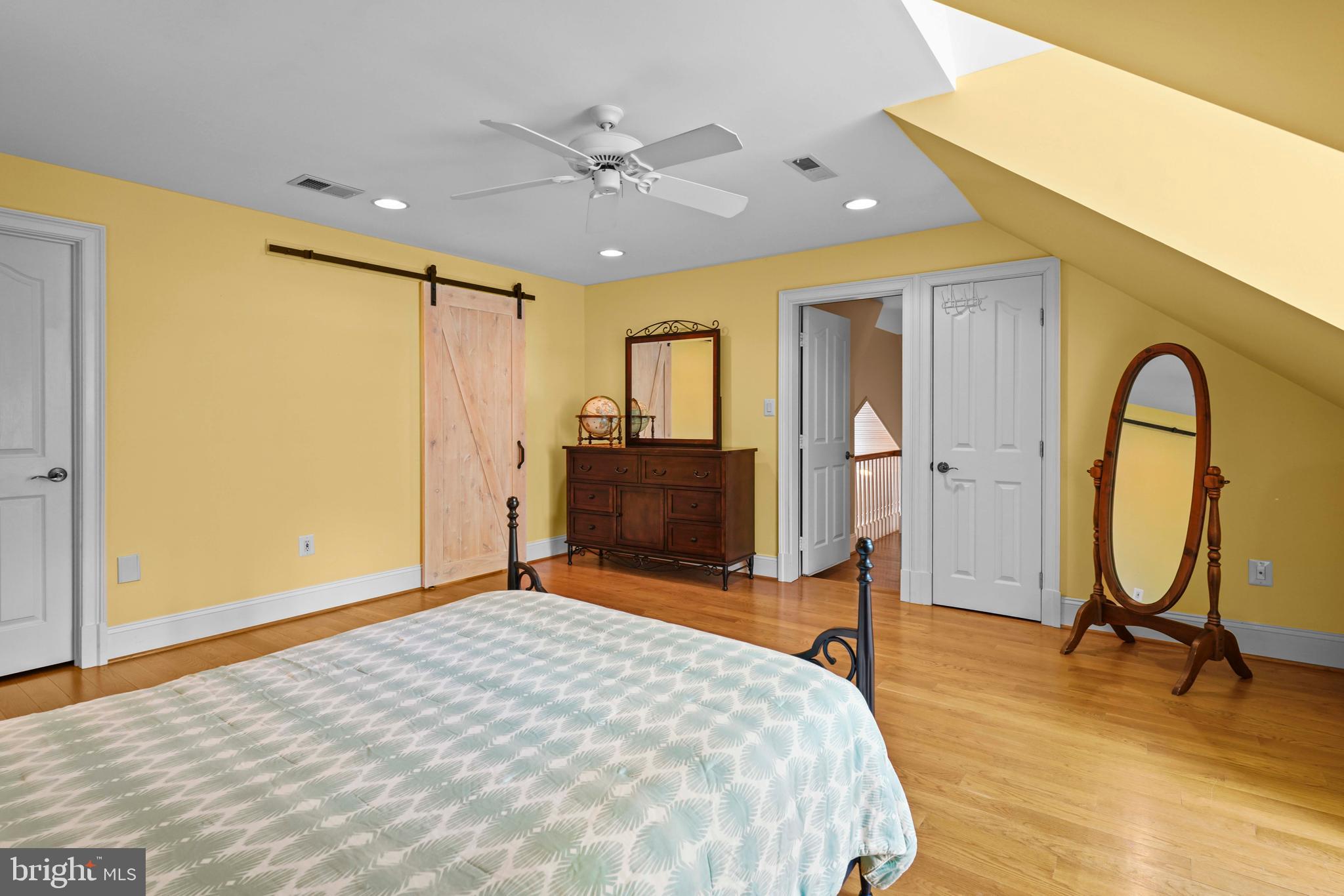 LYONS CREEK OVERLOOK - Residential