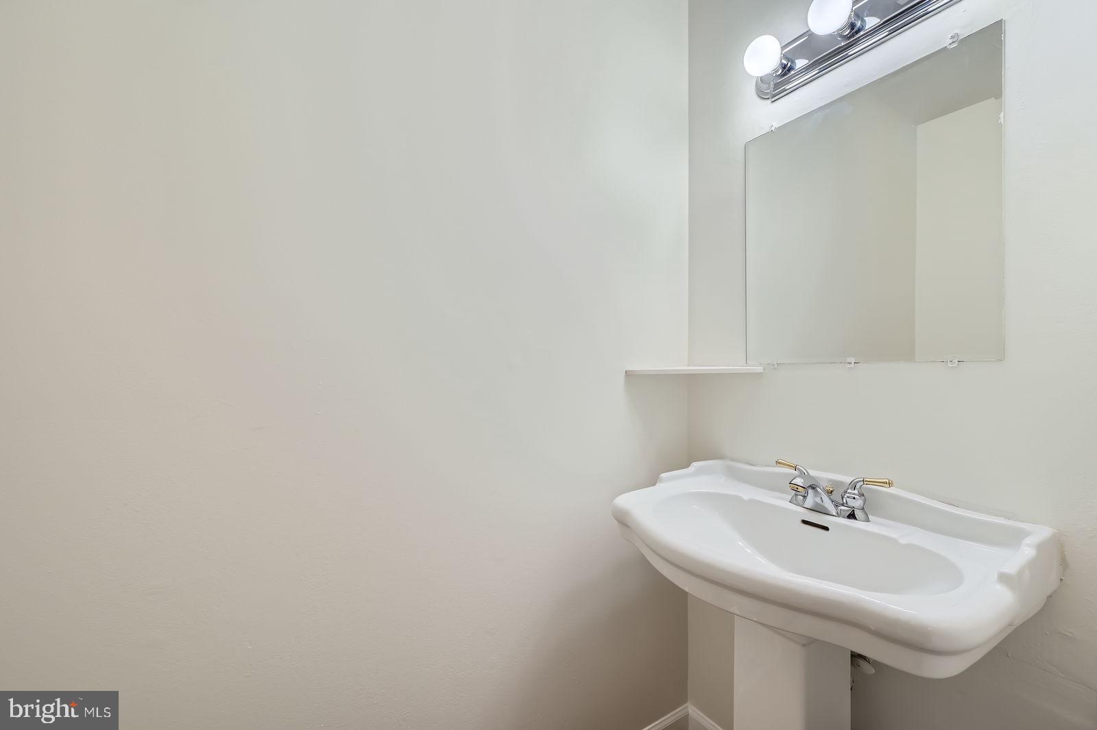 FULLERTON FARMS - Residential