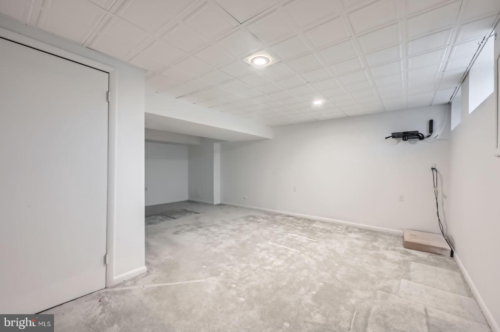 FULLERTON FARMS - Residential