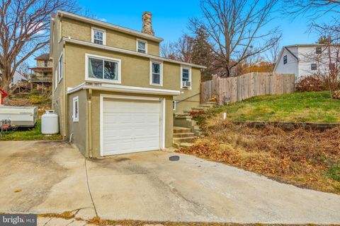 436 STRASBURG AVENUE PARKESBURG PA 19365
