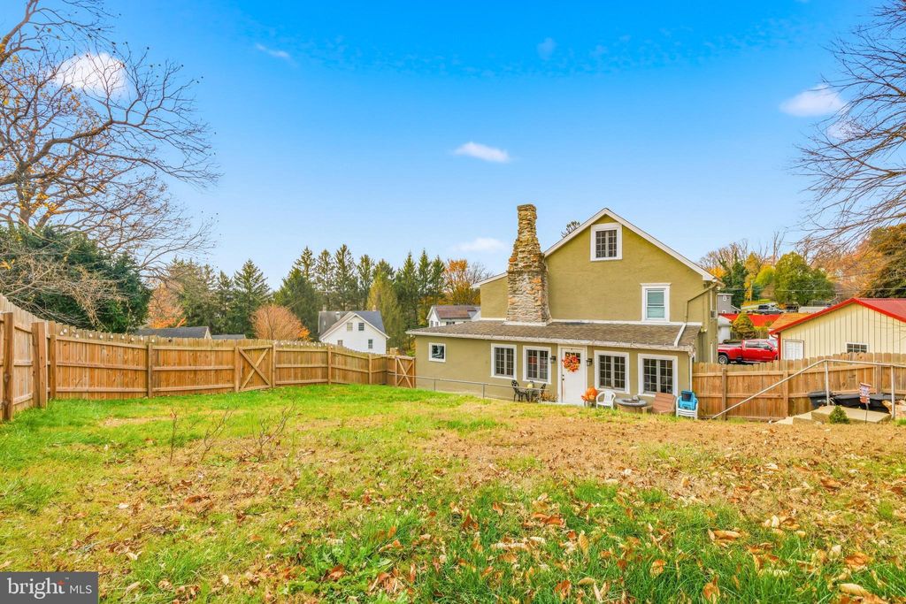 Photo of 436 Strasburg Avenue, PARKESBURG, PA 19365 (MLS # PACT2113764)