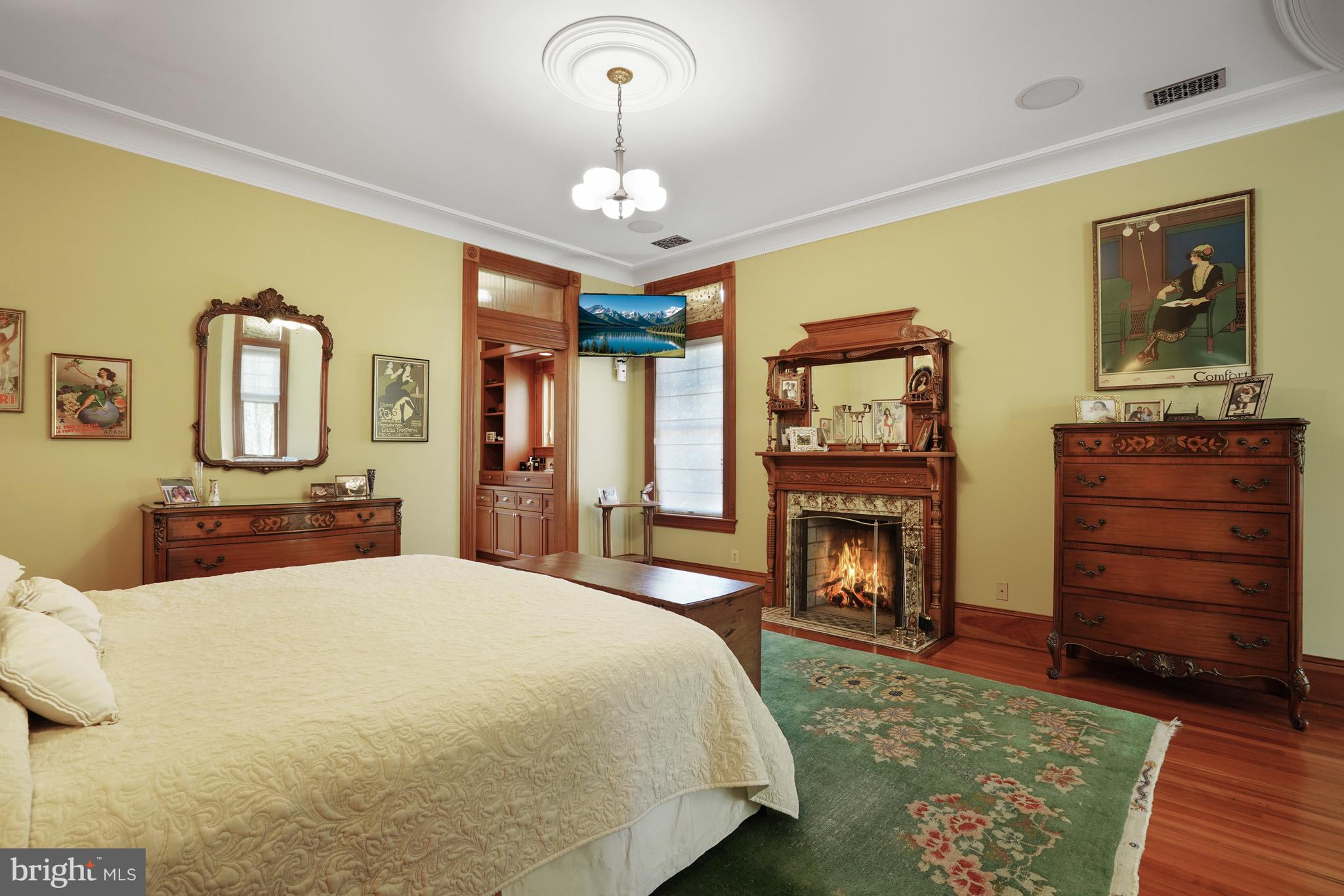 GLEN ECHO HEIGHTS - Residential