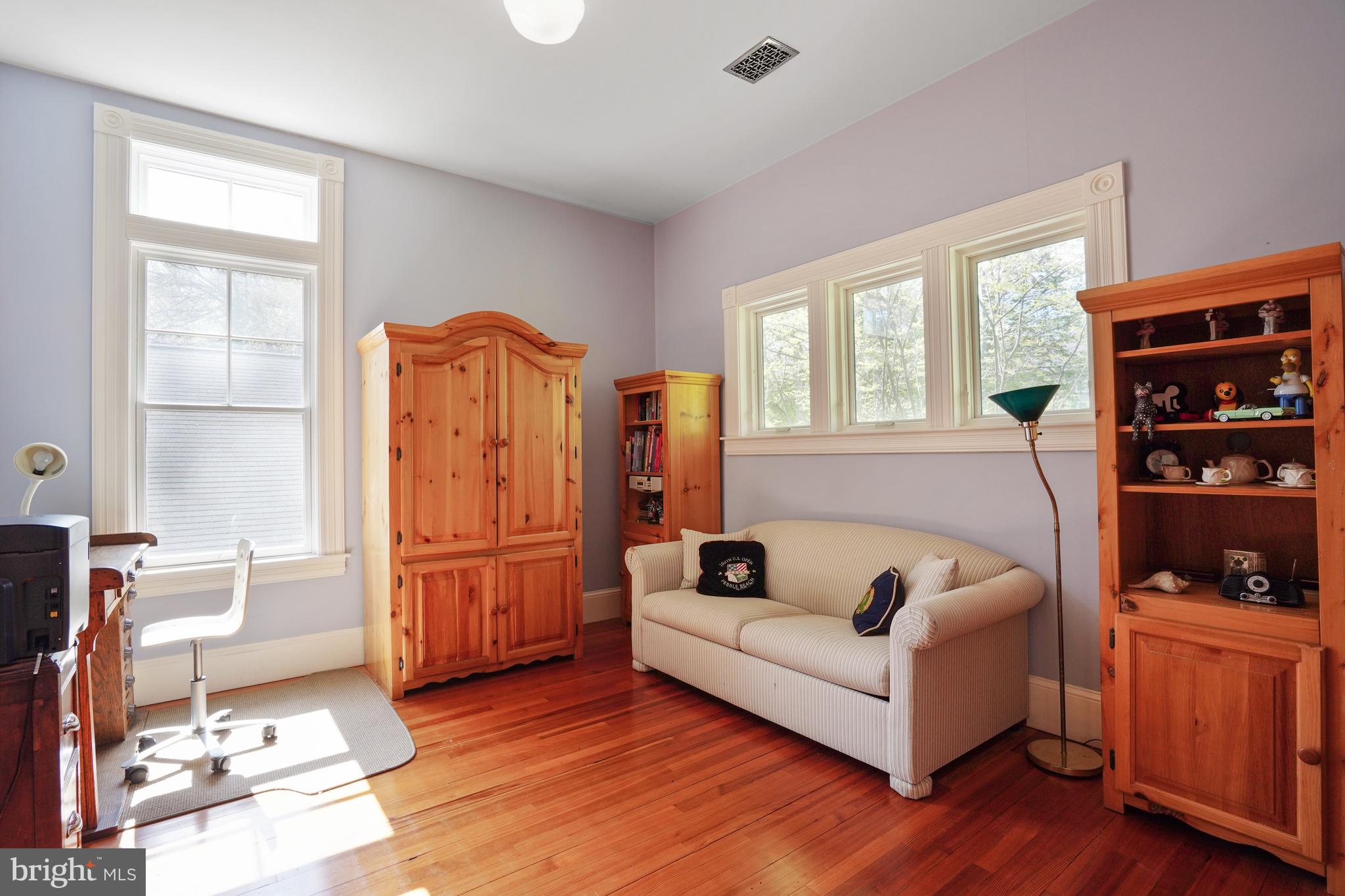 GLEN ECHO HEIGHTS - Residential