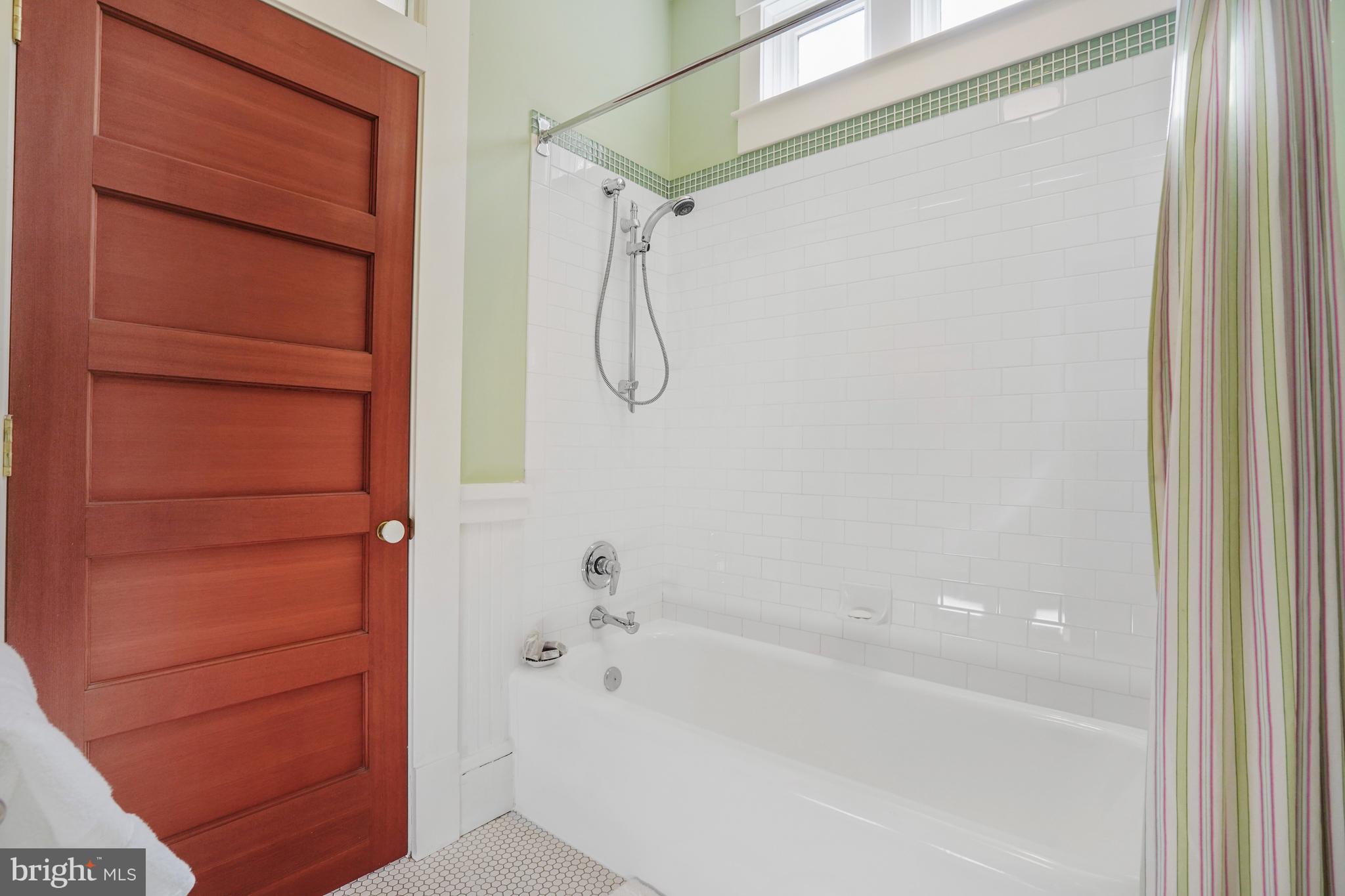 GLEN ECHO HEIGHTS - Residential