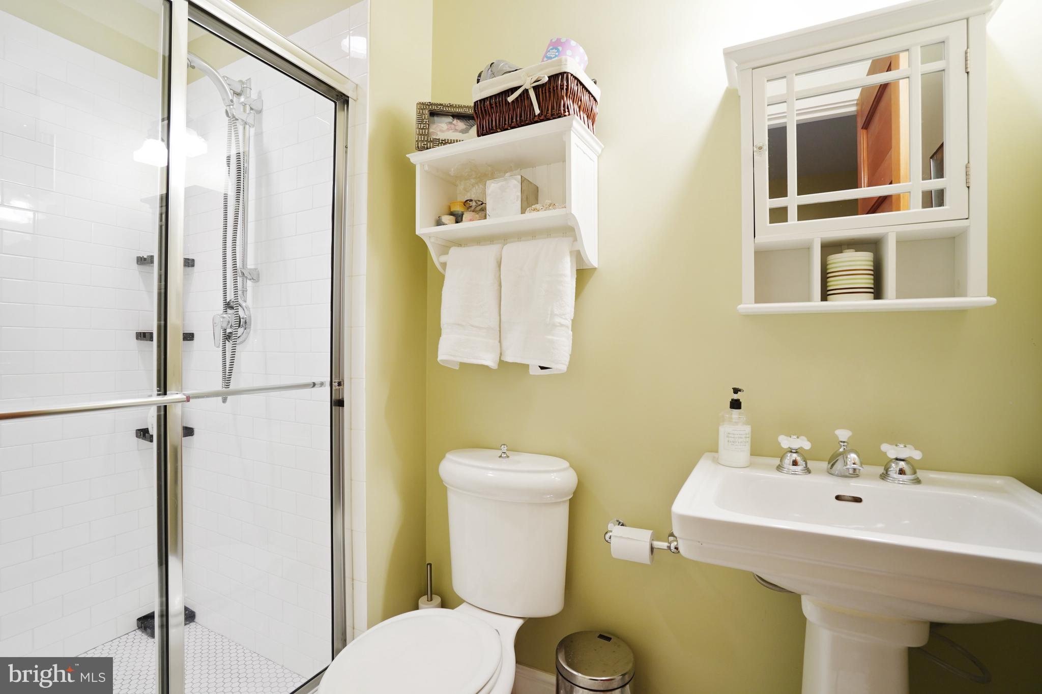 GLEN ECHO HEIGHTS - Residential