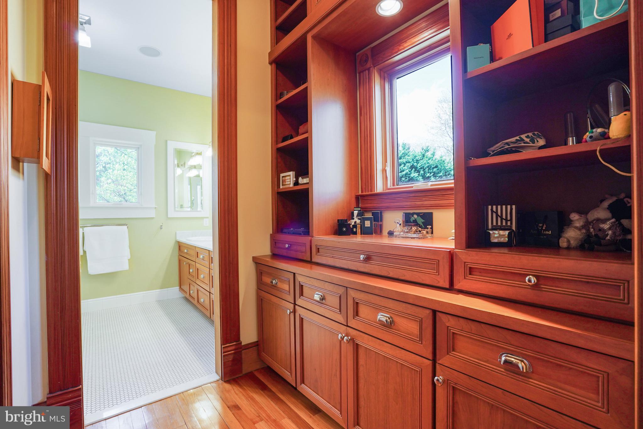 GLEN ECHO HEIGHTS - Residential