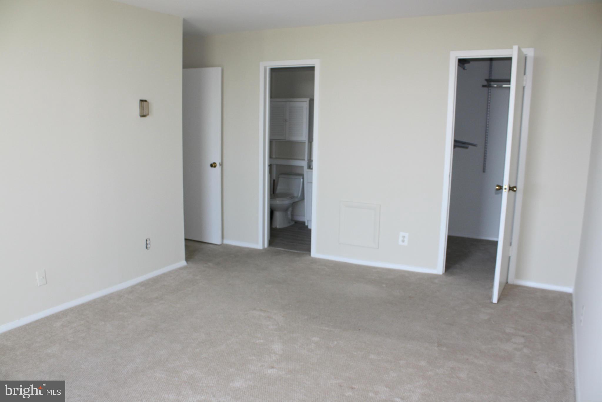 THE WATERFORD - Residential