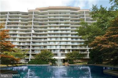 THE WATERFORD - Residential