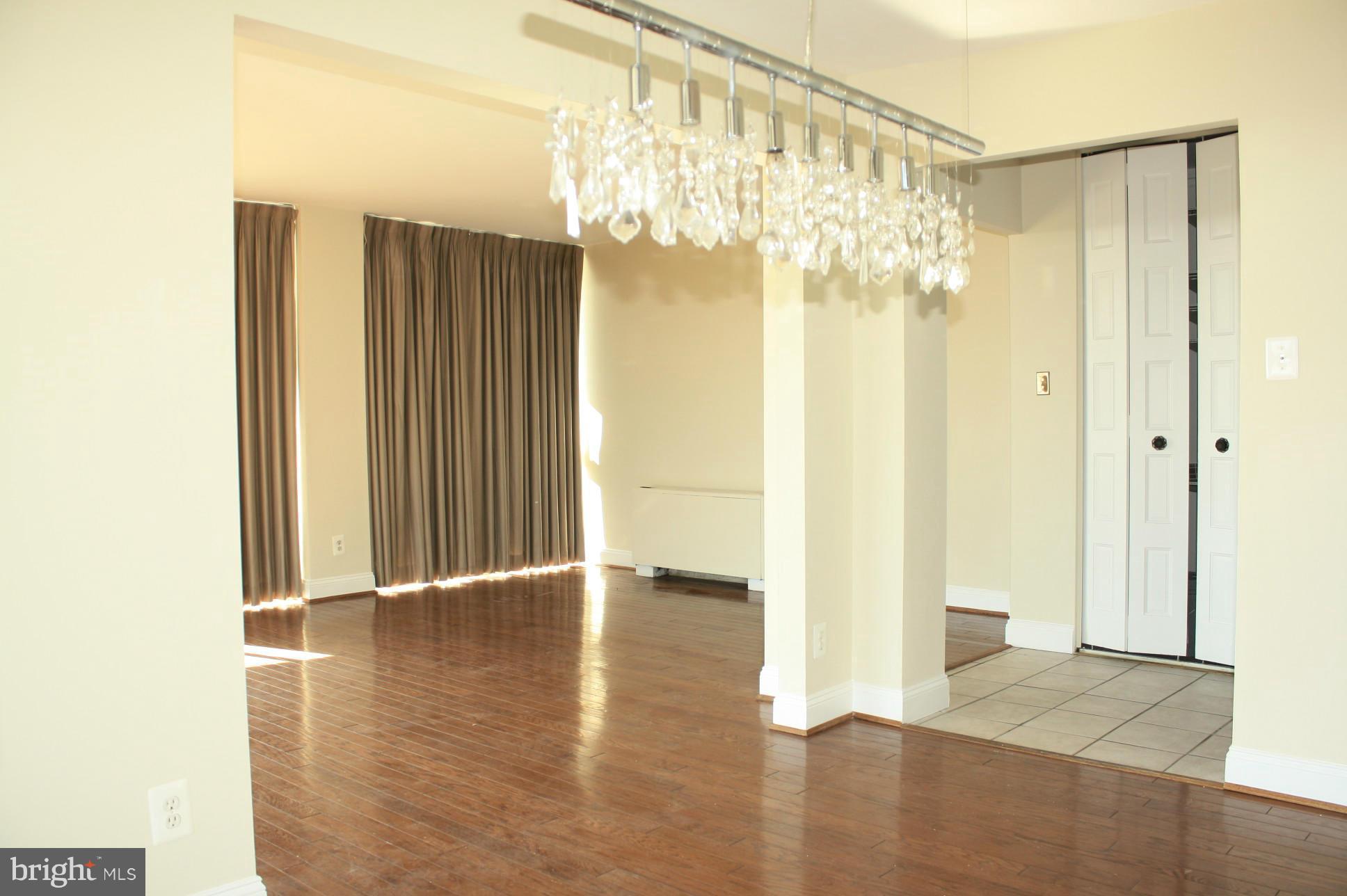 THE WATERFORD - Residential