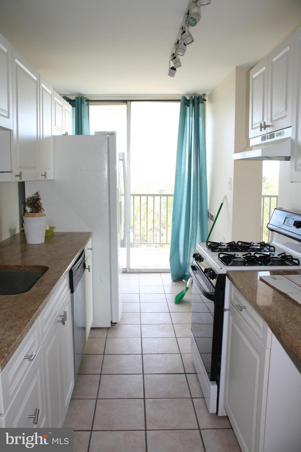 THE WATERFORD - Residential