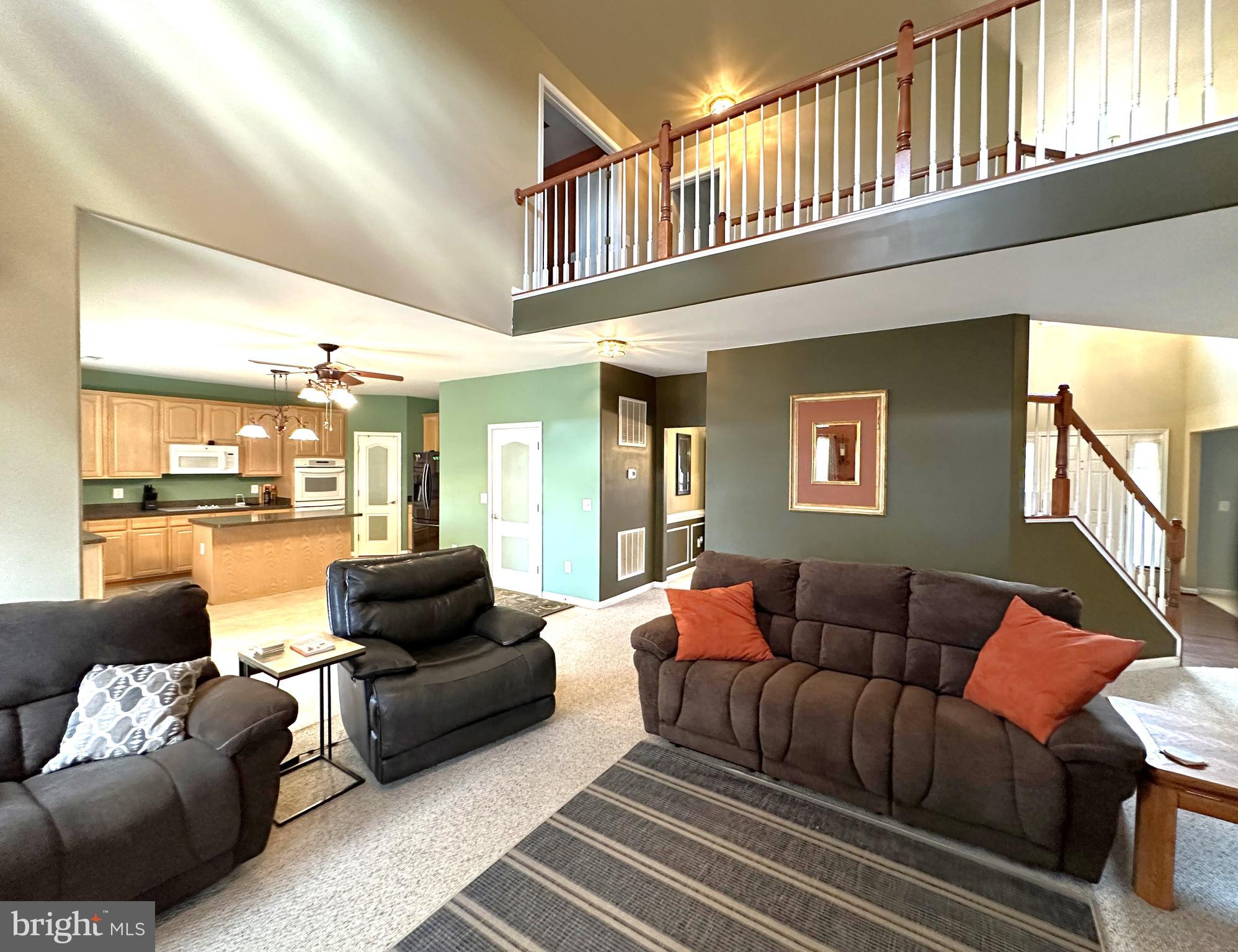 REDWOOD LAKES - Residential