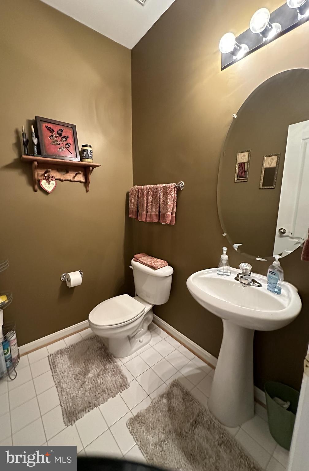 REDWOOD LAKES - Residential