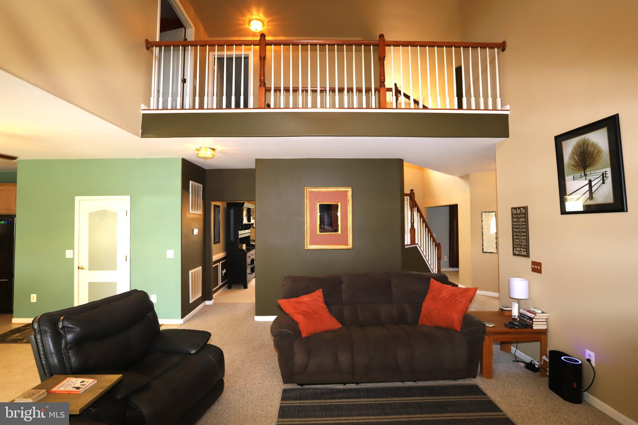 REDWOOD LAKES - Residential