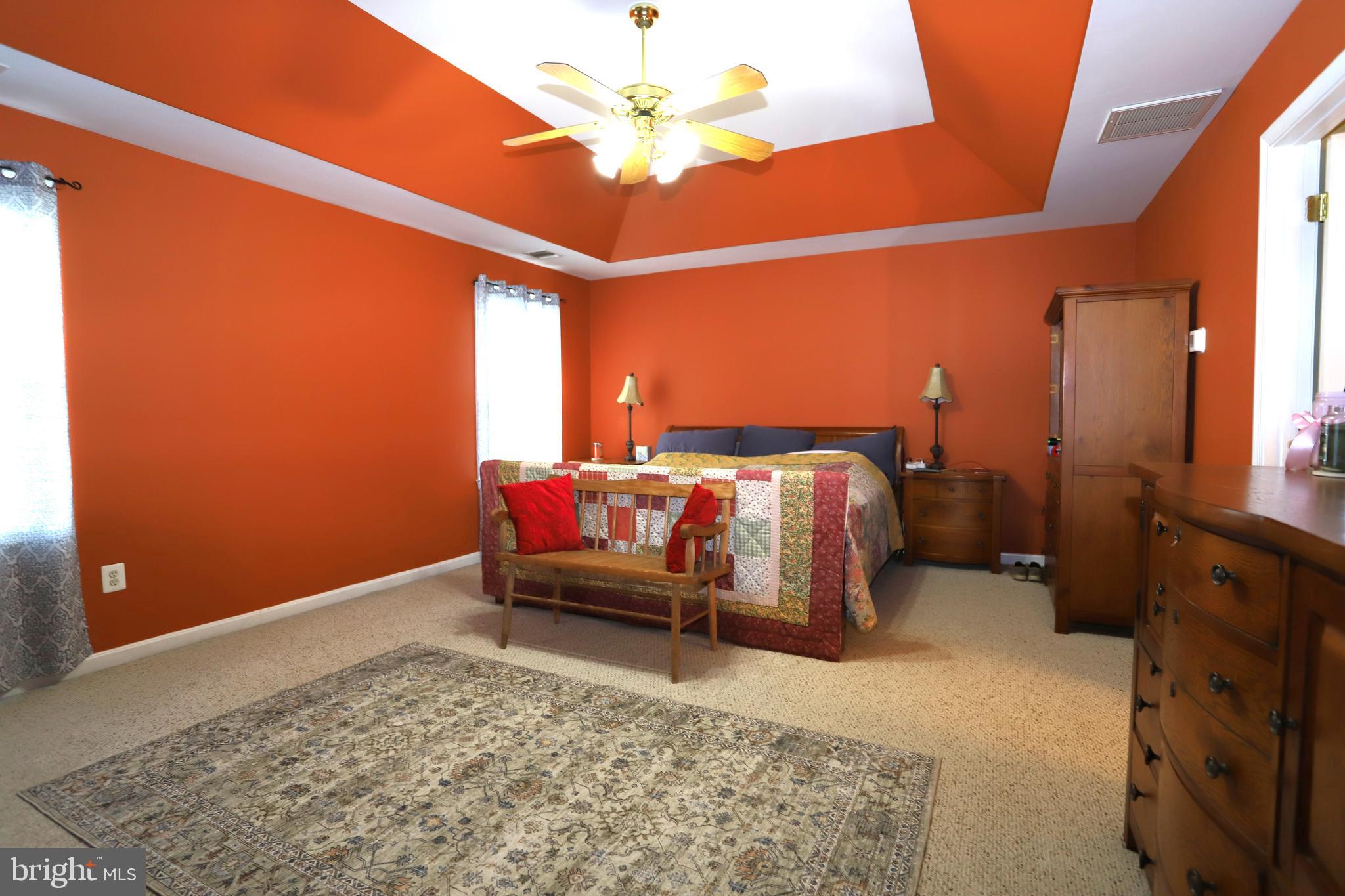 REDWOOD LAKES - Residential