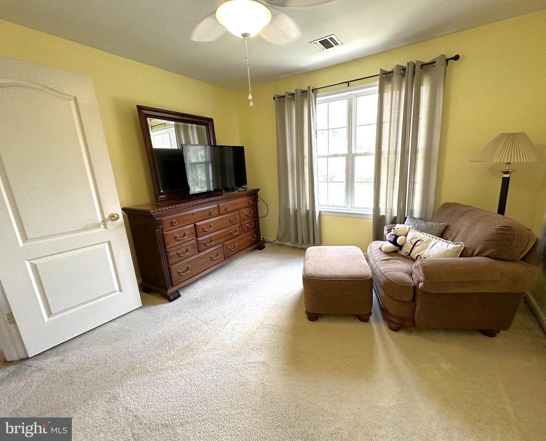 REDWOOD LAKES - Residential