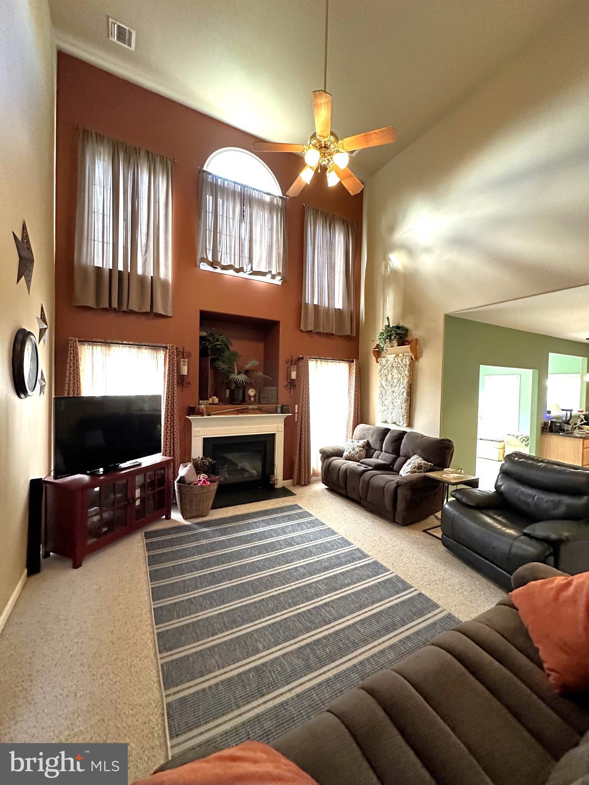 REDWOOD LAKES - Residential