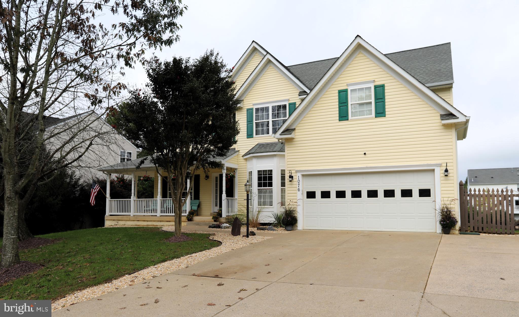 REDWOOD LAKES - Residential