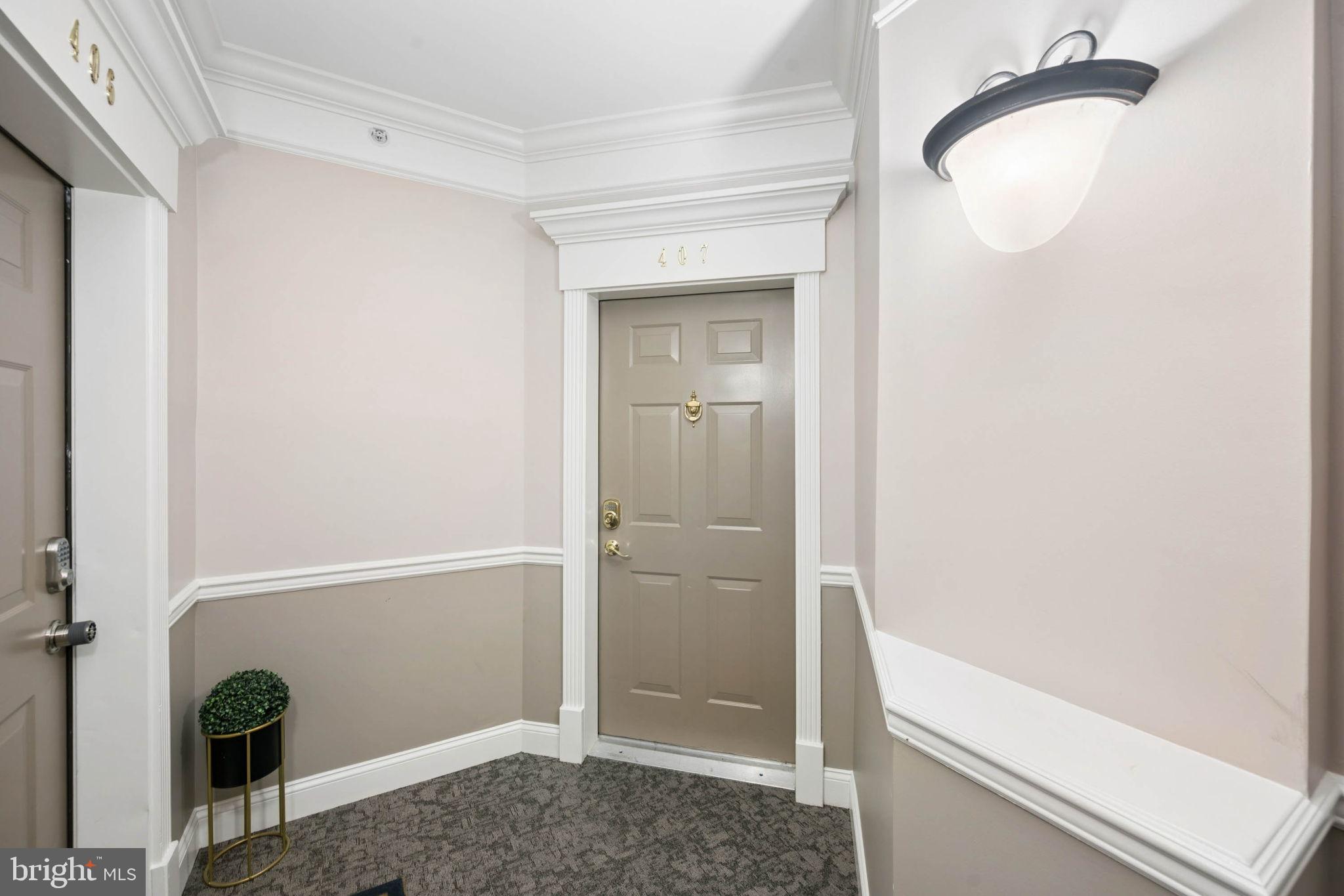 5801 CLIPPER LANE 407