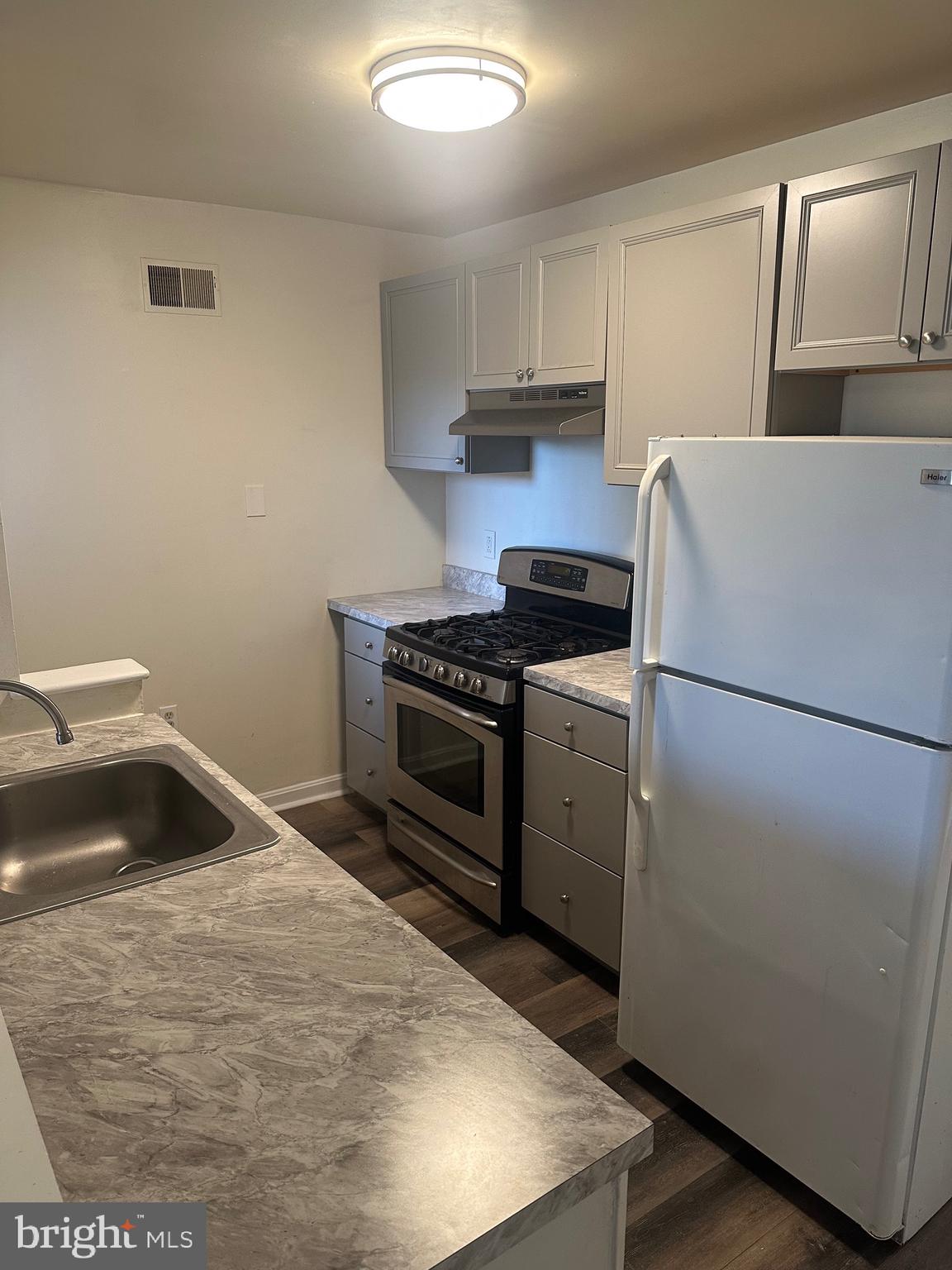 EAST BALTIMORE MIDWAY - Residential Lease