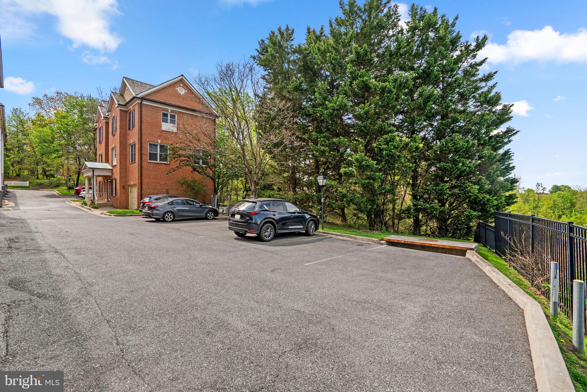 KENTLANDS HILL DISTRICT - Residential