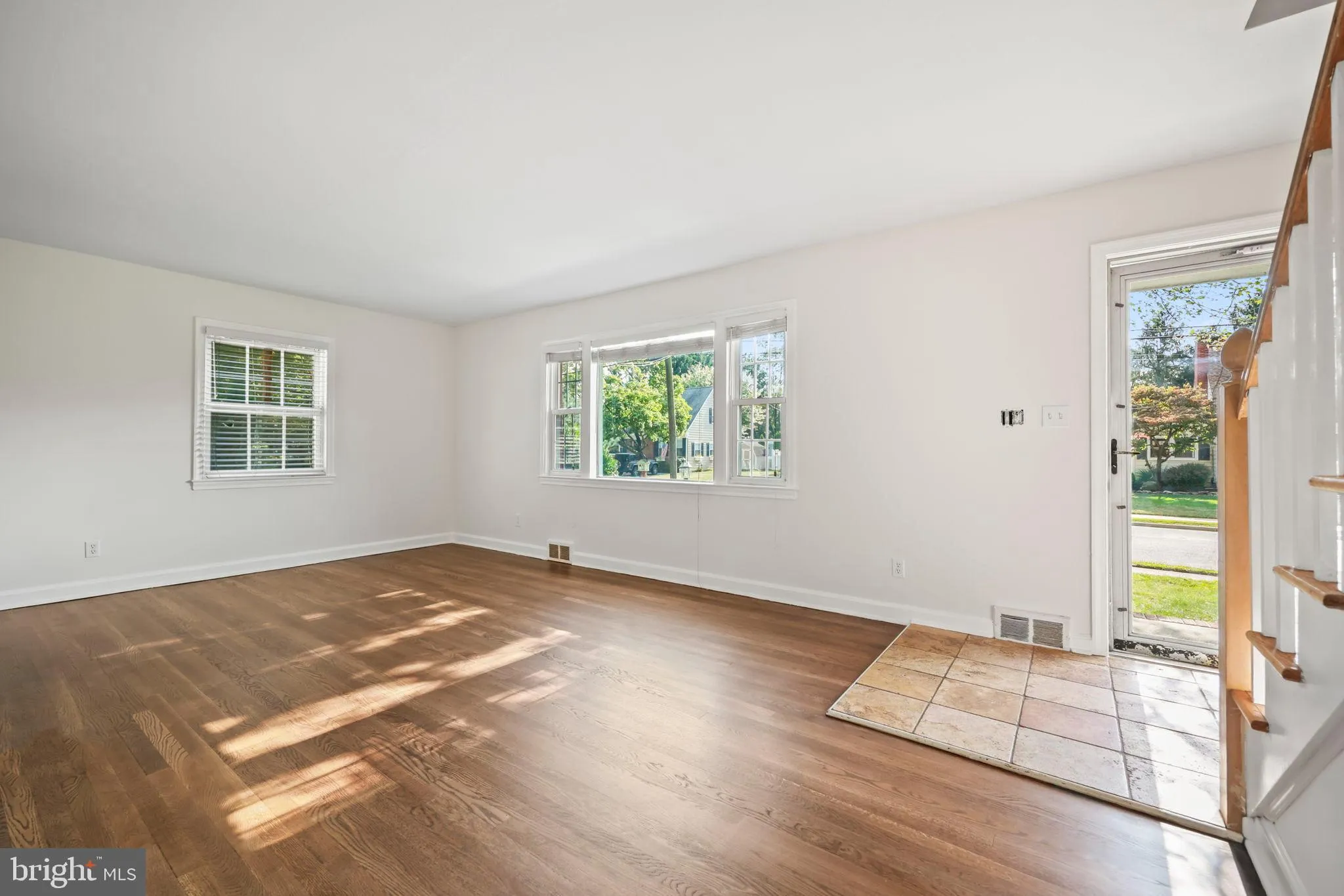 Hamilton Twp, New Jersey 08690, United States, 3 Bedrooms Bedrooms, ,2 BathroomsBathrooms,Residential,Contingent,204778