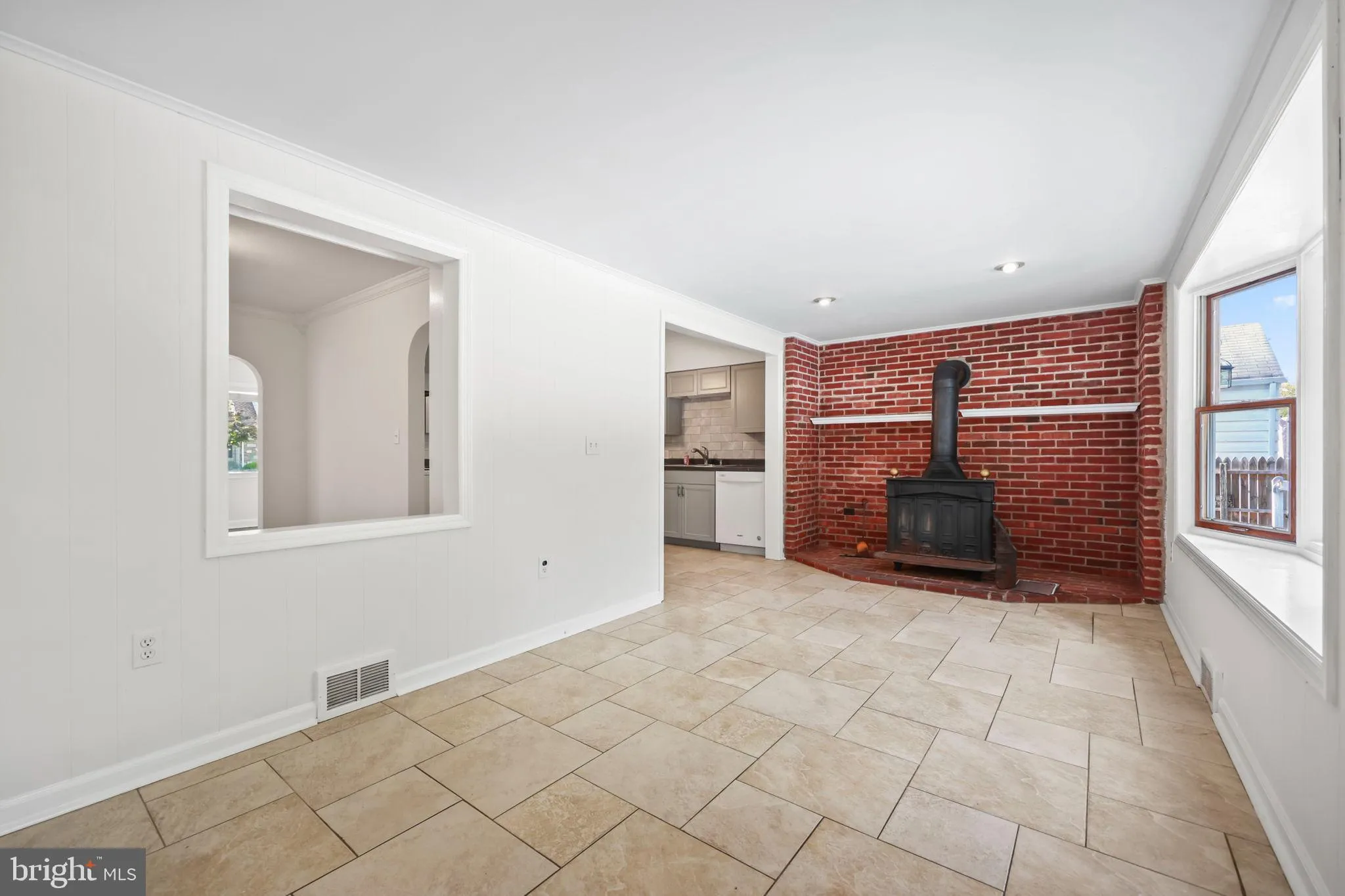 Hamilton Twp, New Jersey 08690, United States, 3 Bedrooms Bedrooms, ,2 BathroomsBathrooms,Residential,Contingent,204778