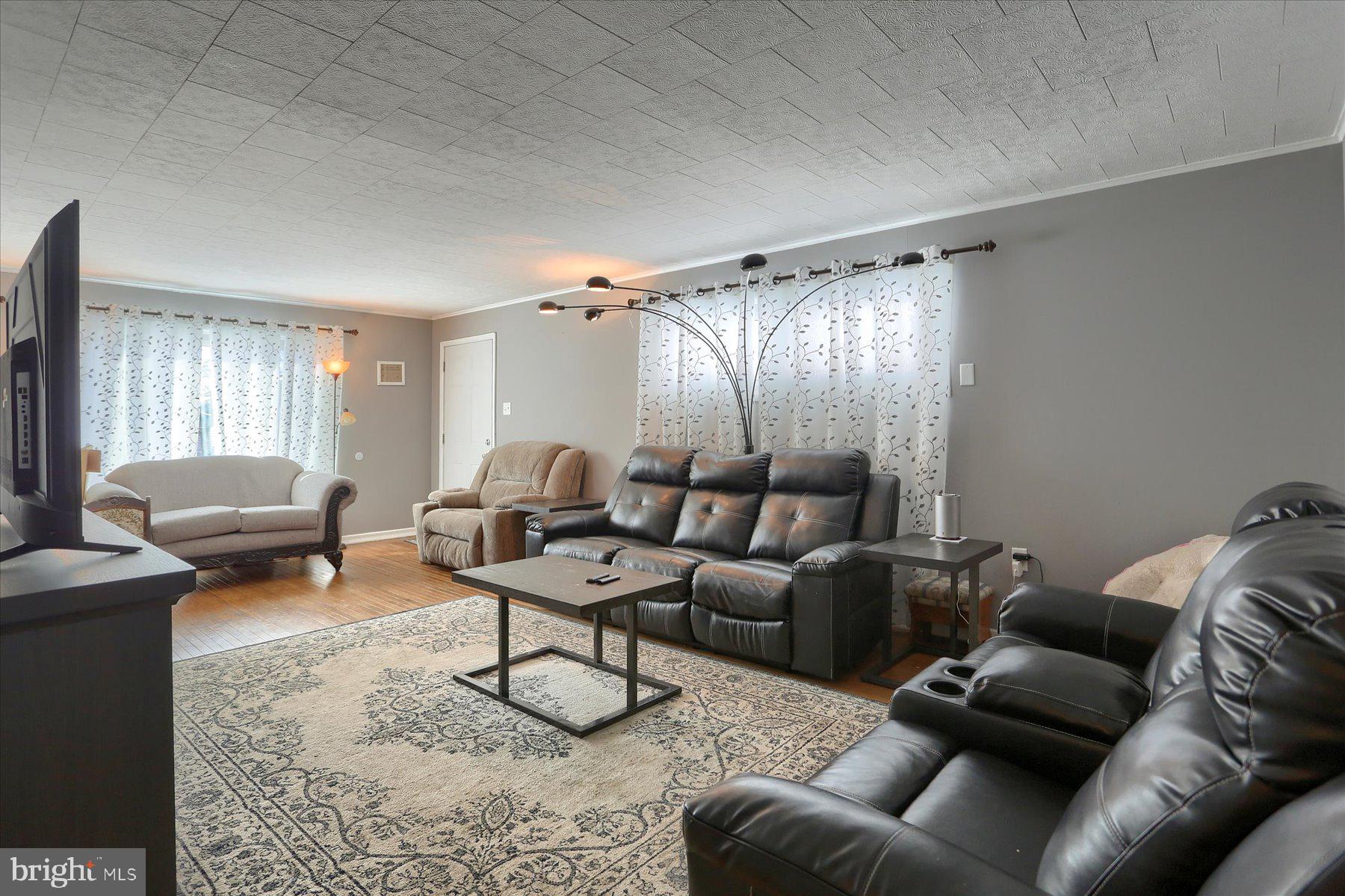 CLEARVIEW FARMS - Residential