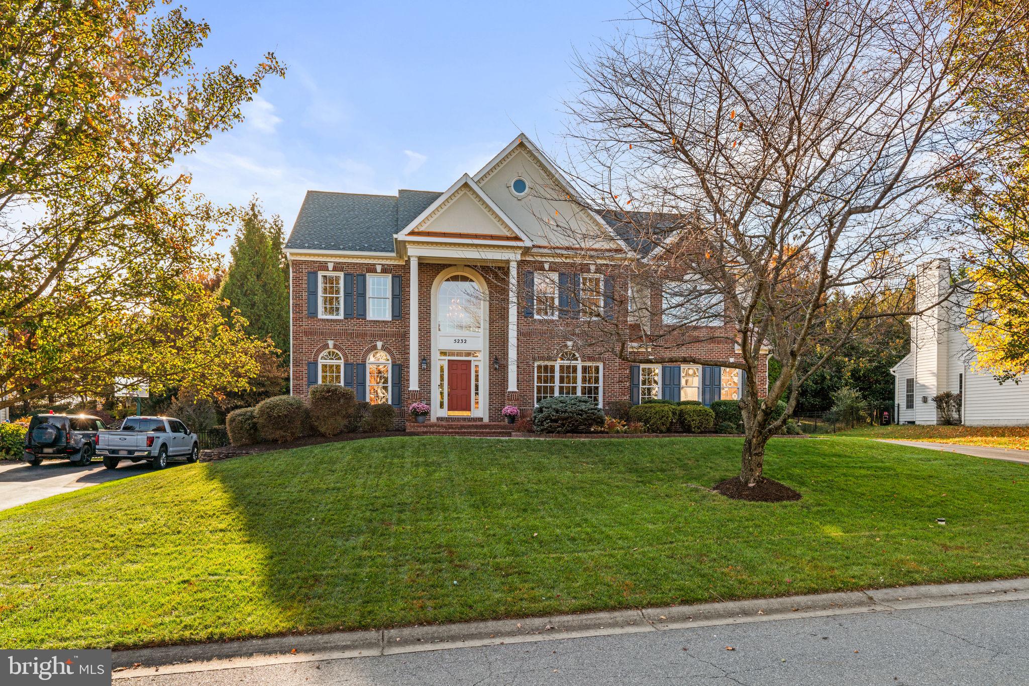 5232 GROVEMONT DRIVE
