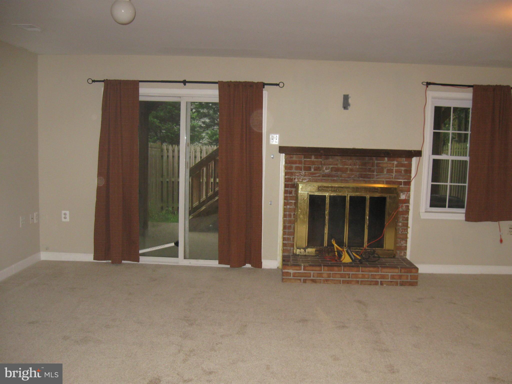 LAKE RIDGE - SPRINGWOODS - Residential Lease