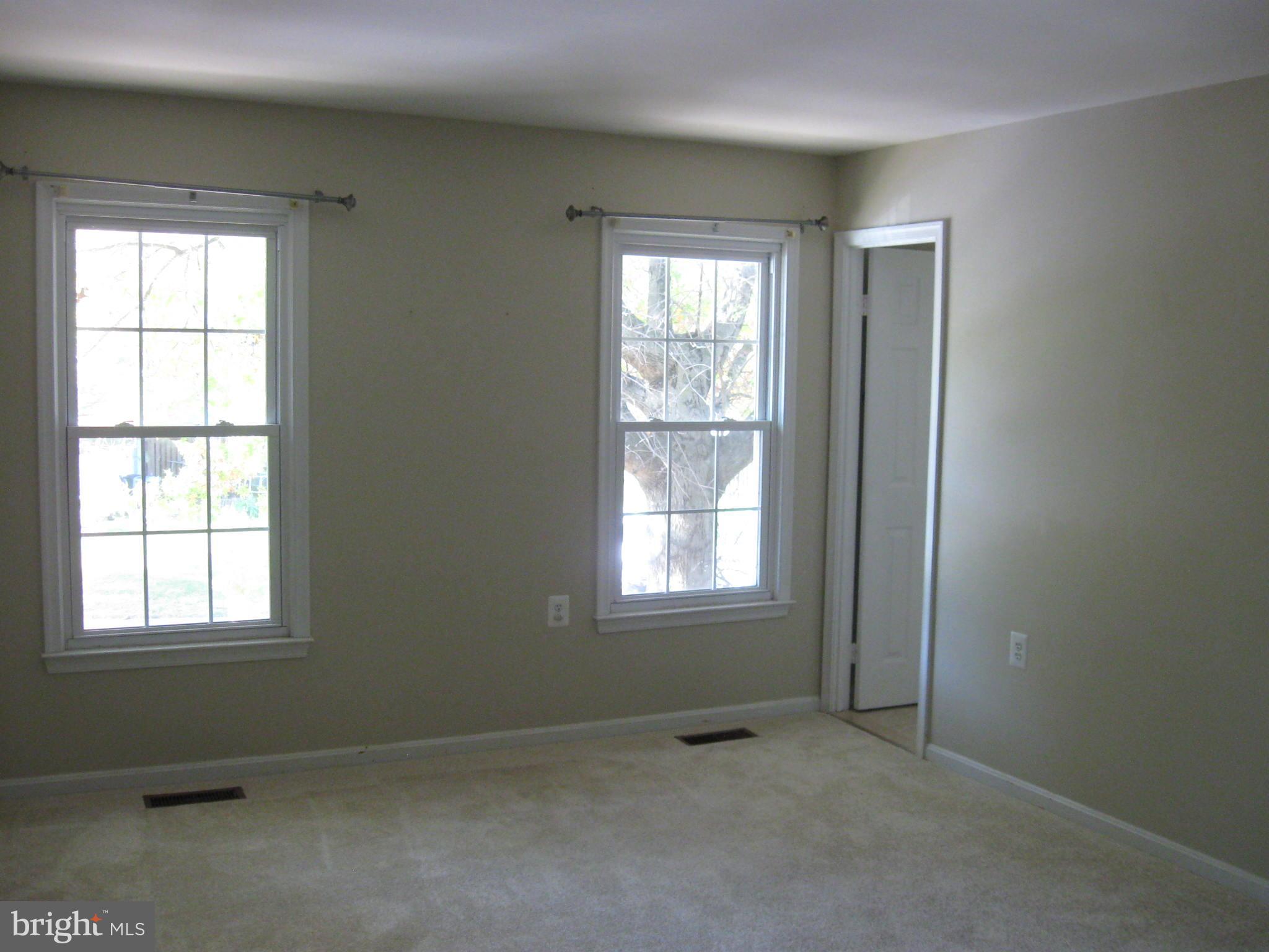 LAKE RIDGE - SPRINGWOODS - Residential Lease