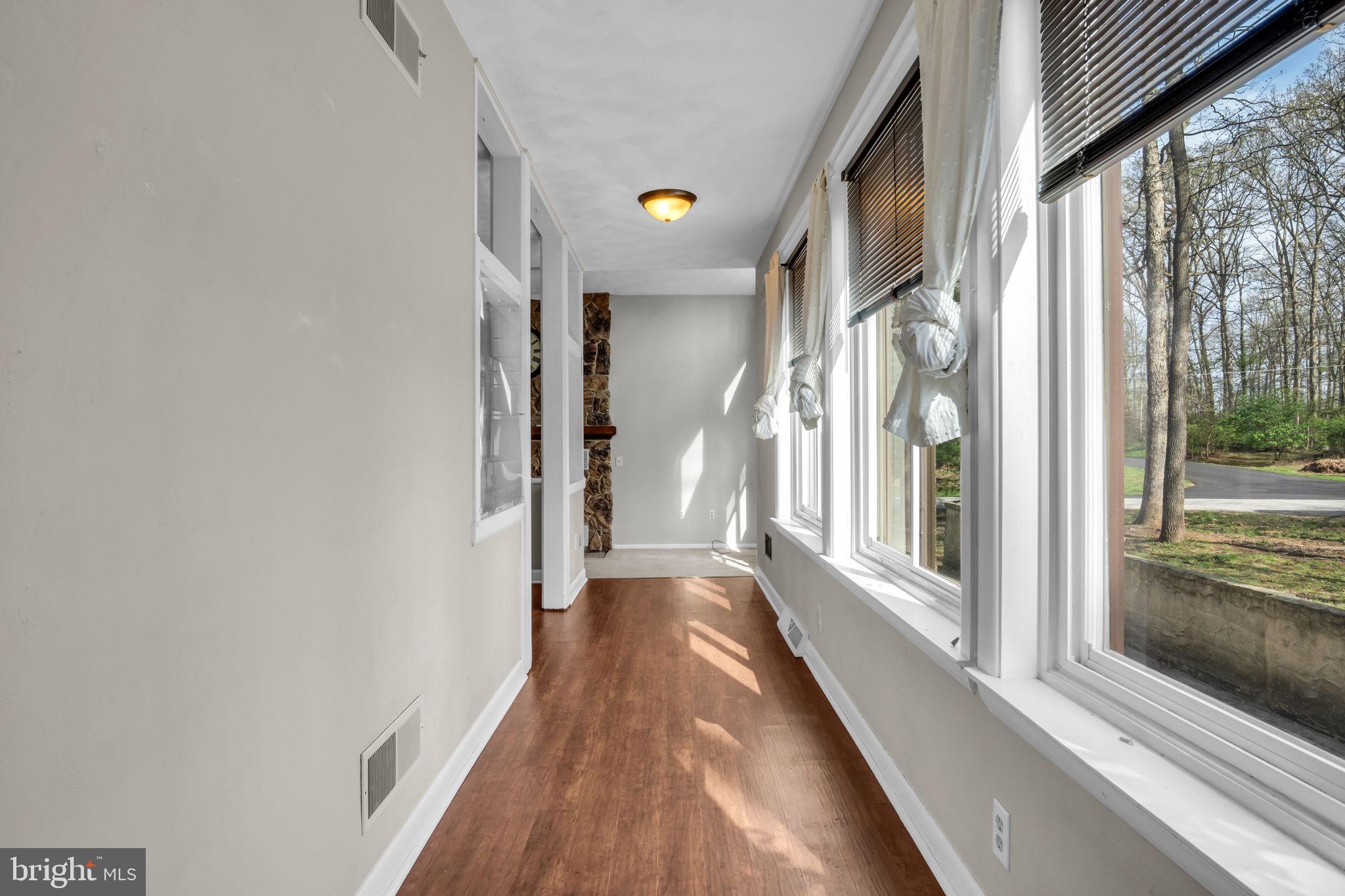 LAKE MEADE - Residential