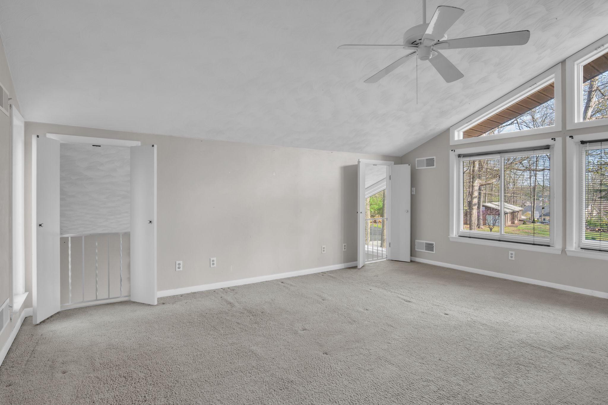 LAKE MEADE - Residential