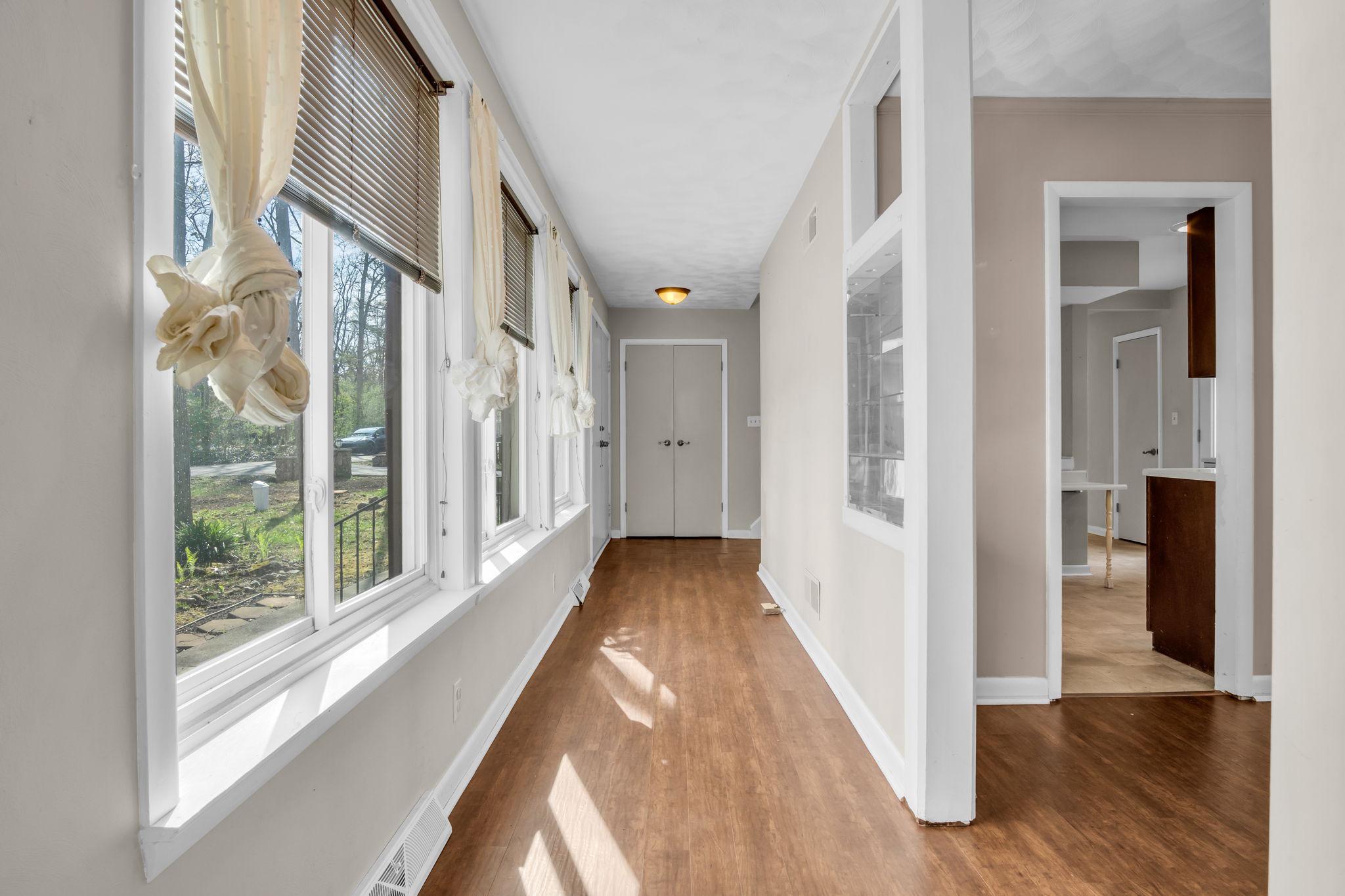 LAKE MEADE - Residential